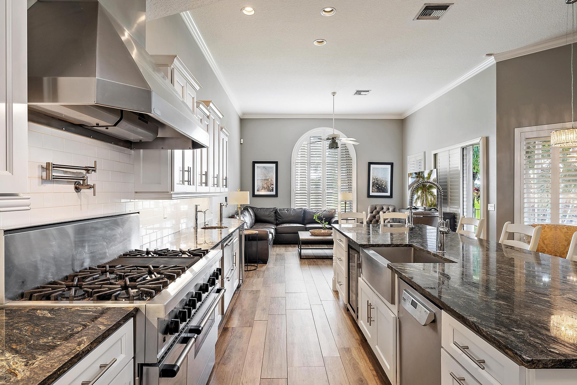 IBIS GOLF AND COUNTRY CLU - Residential