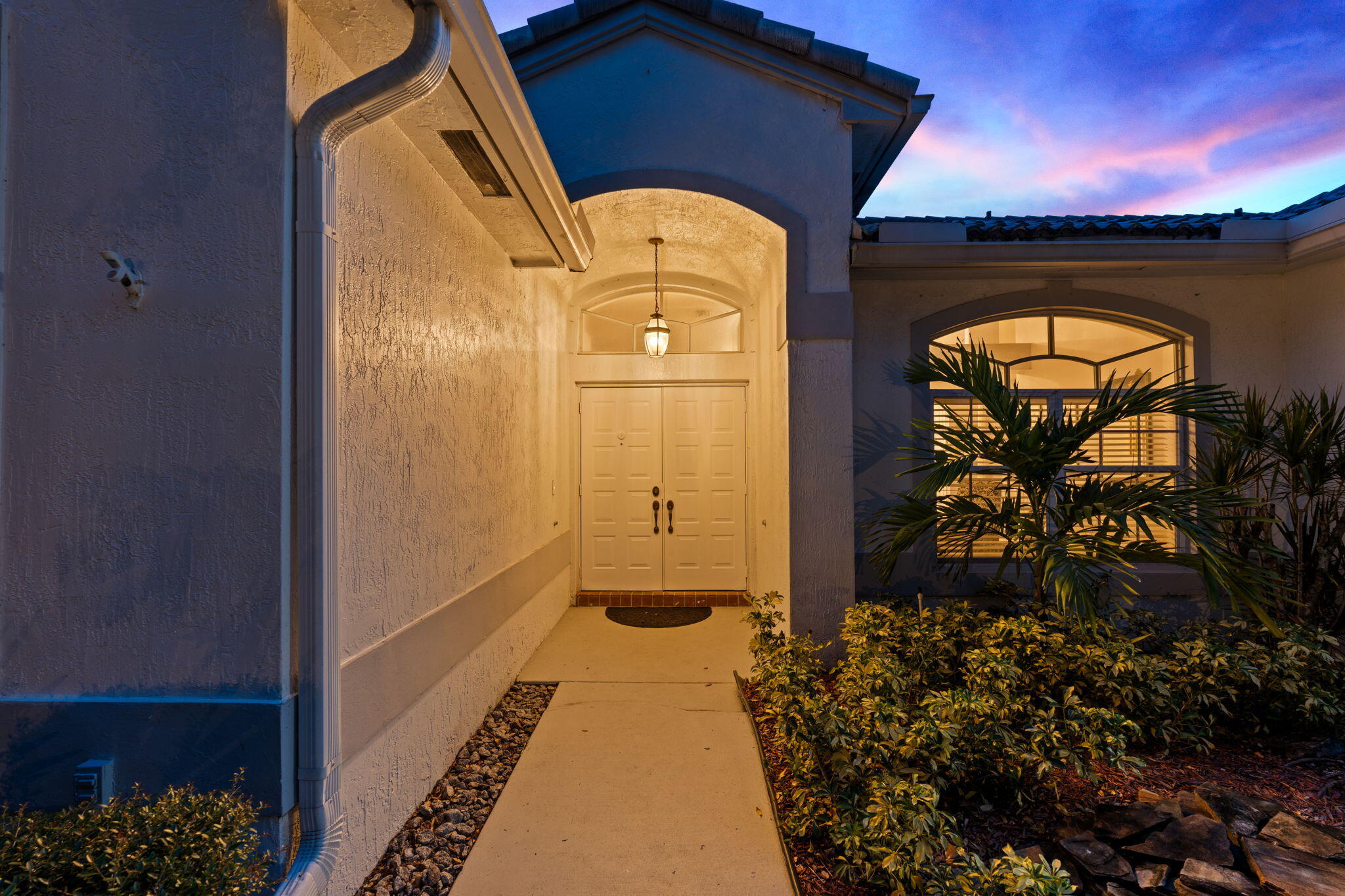 4220 NW 90TH Terrace