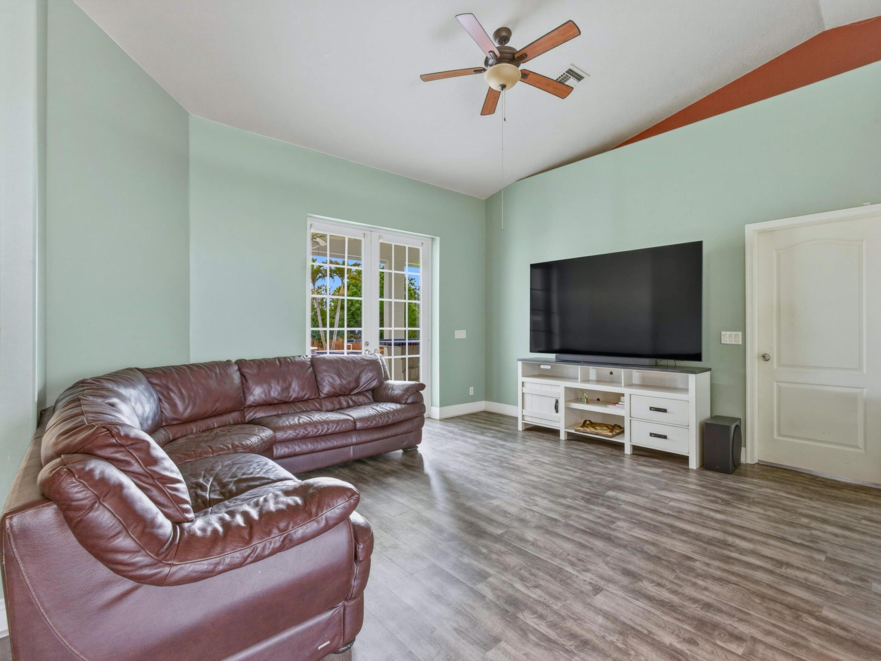 Acreage - Residential