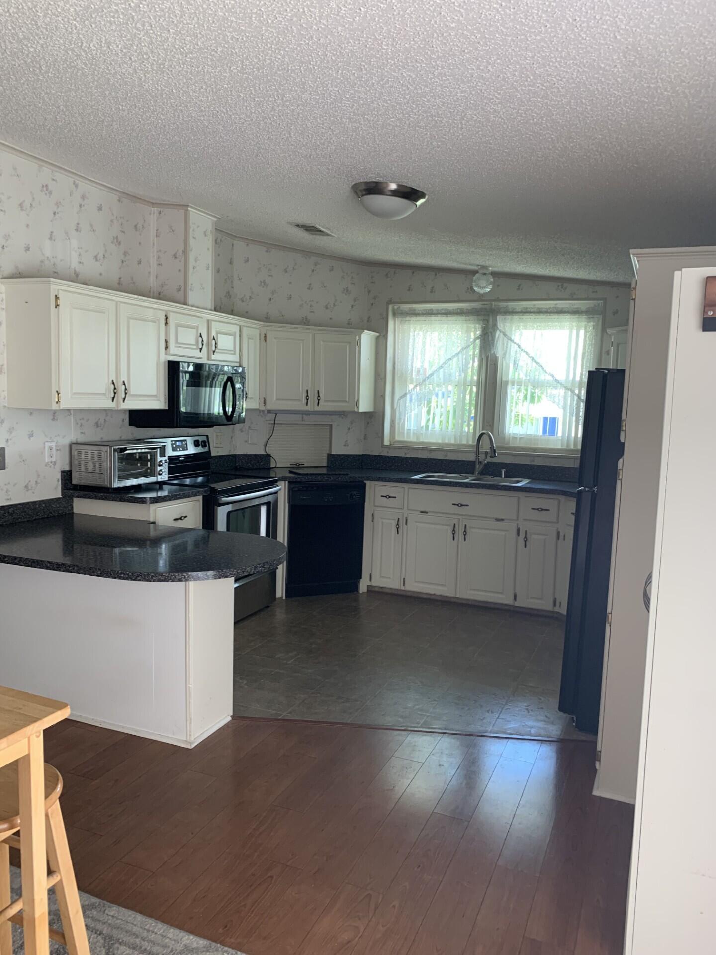Spanish Lakes Riverfront - Residential