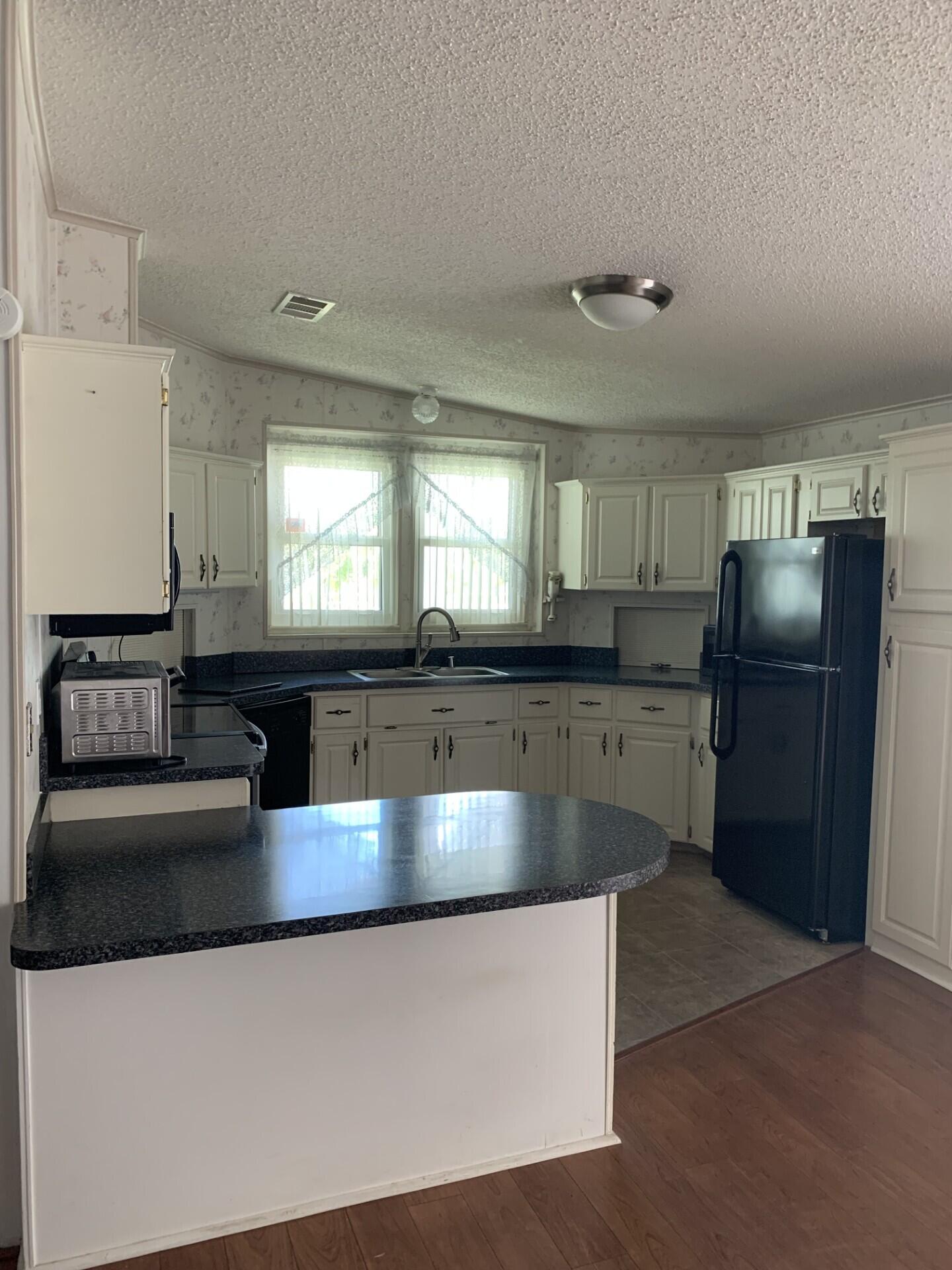 Spanish Lakes Riverfront - Residential