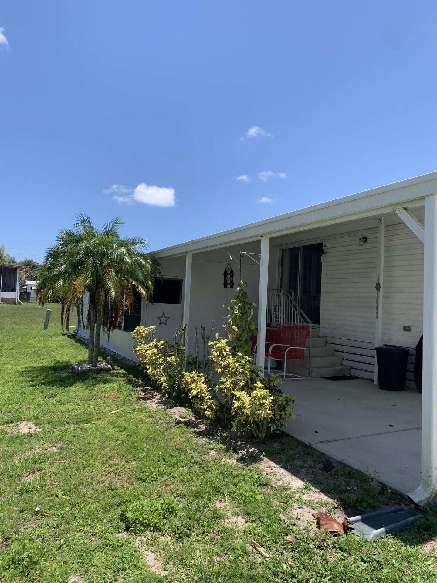 Spanish Lakes Riverfront - Residential