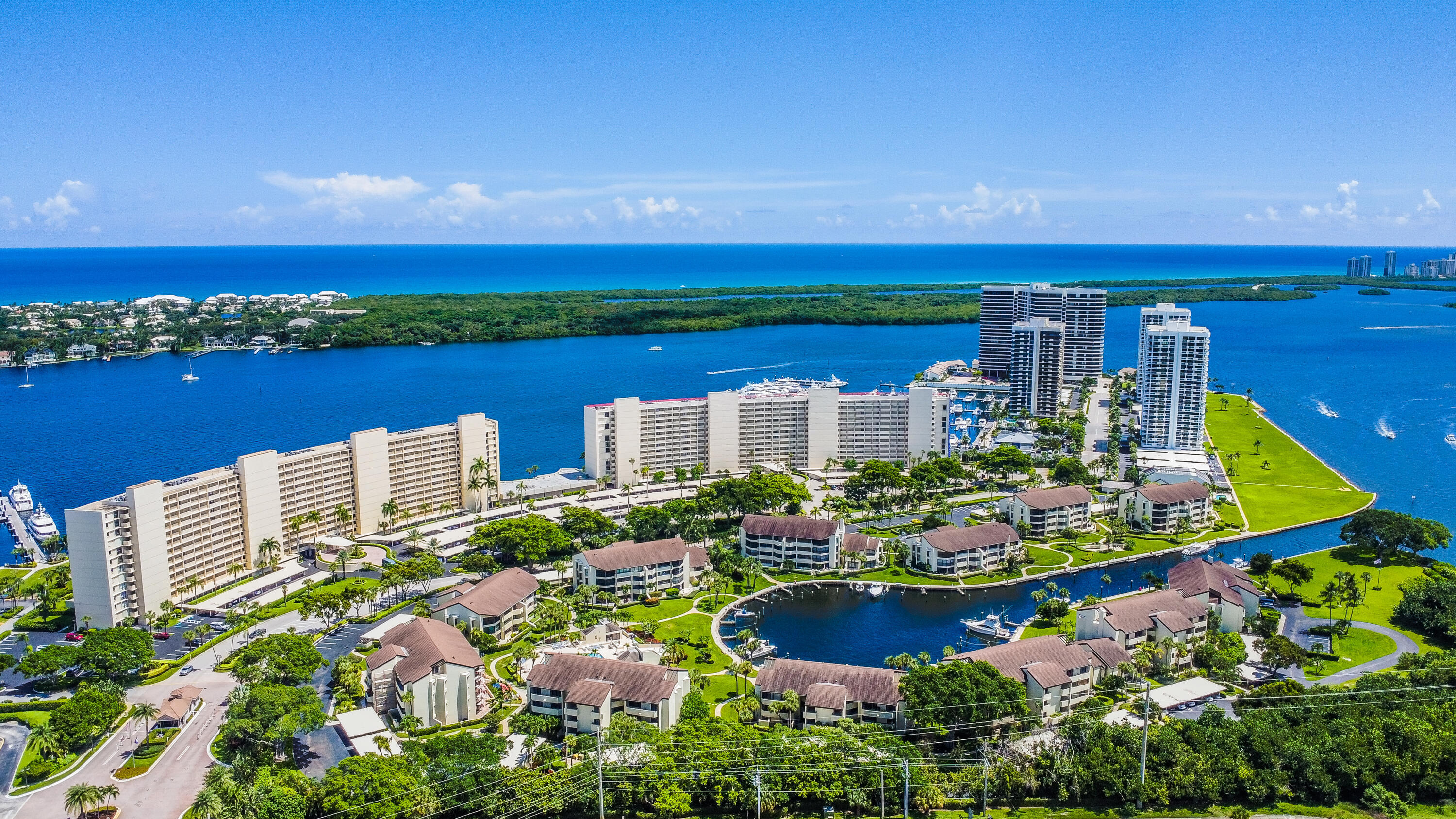 OLD PORT COVE LAKE POINT TOWER CONDO - Residential