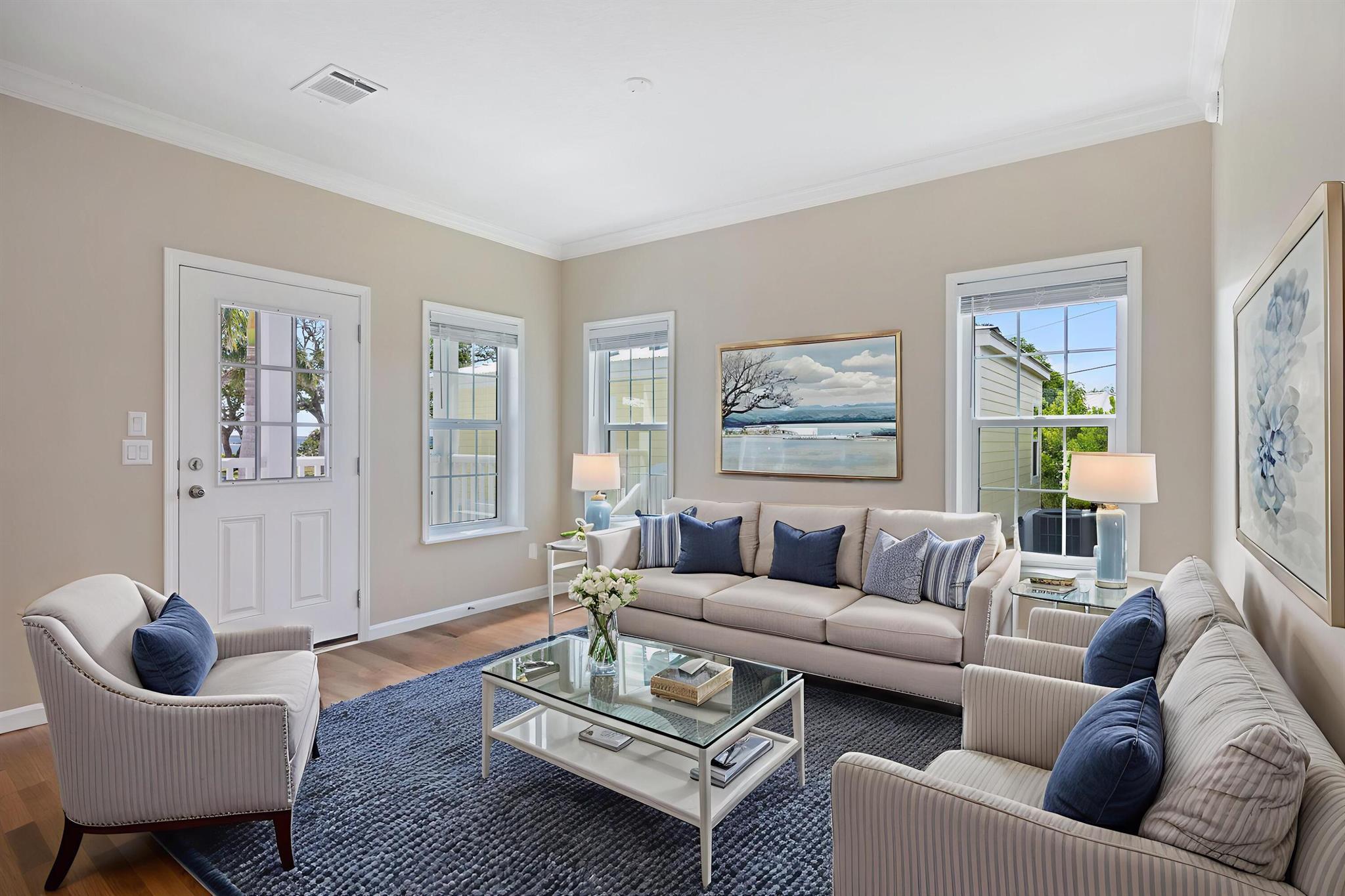 El Capitan Waterfront Com - Residential