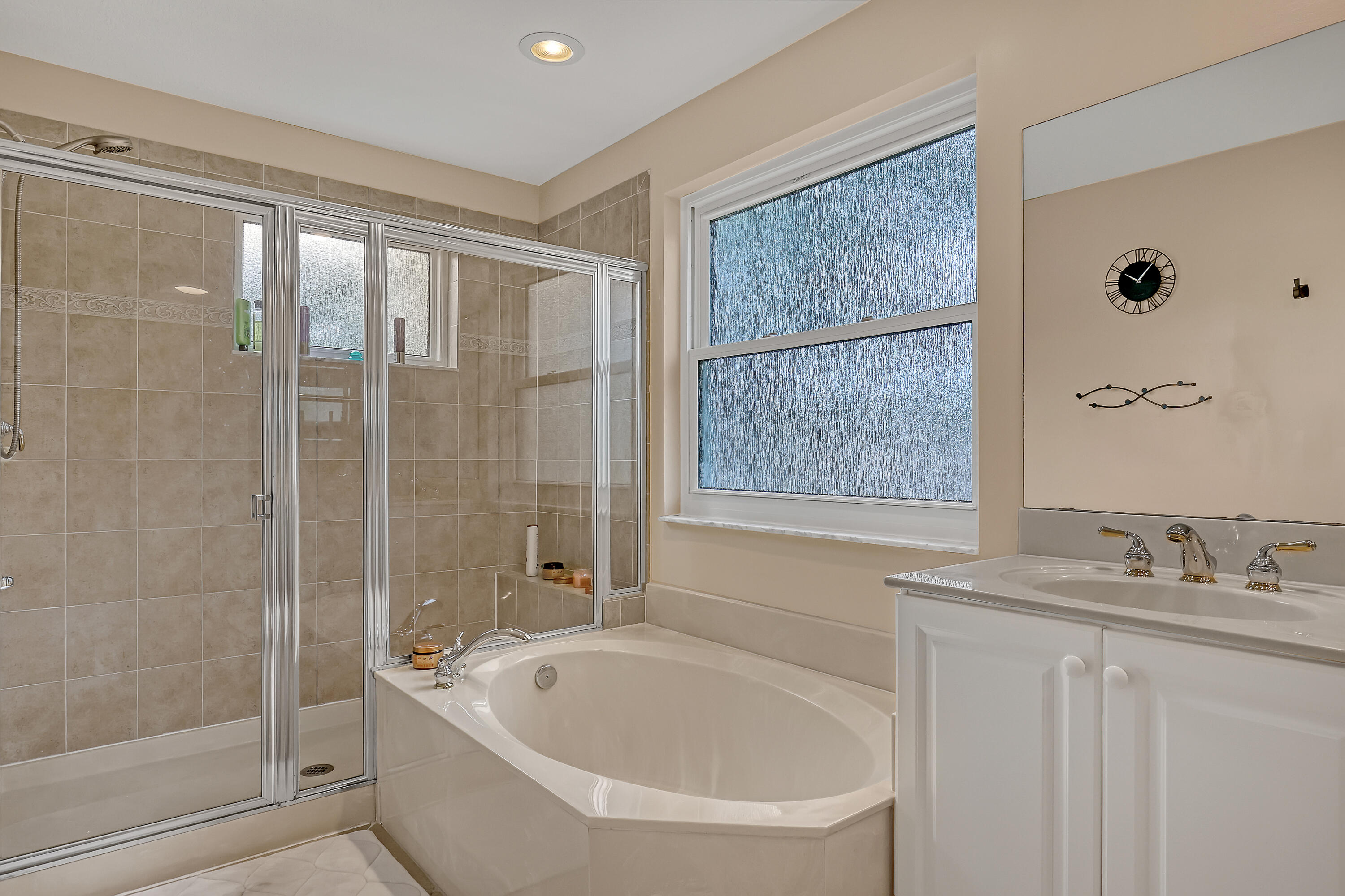 OLYMPIA 2 - Residential