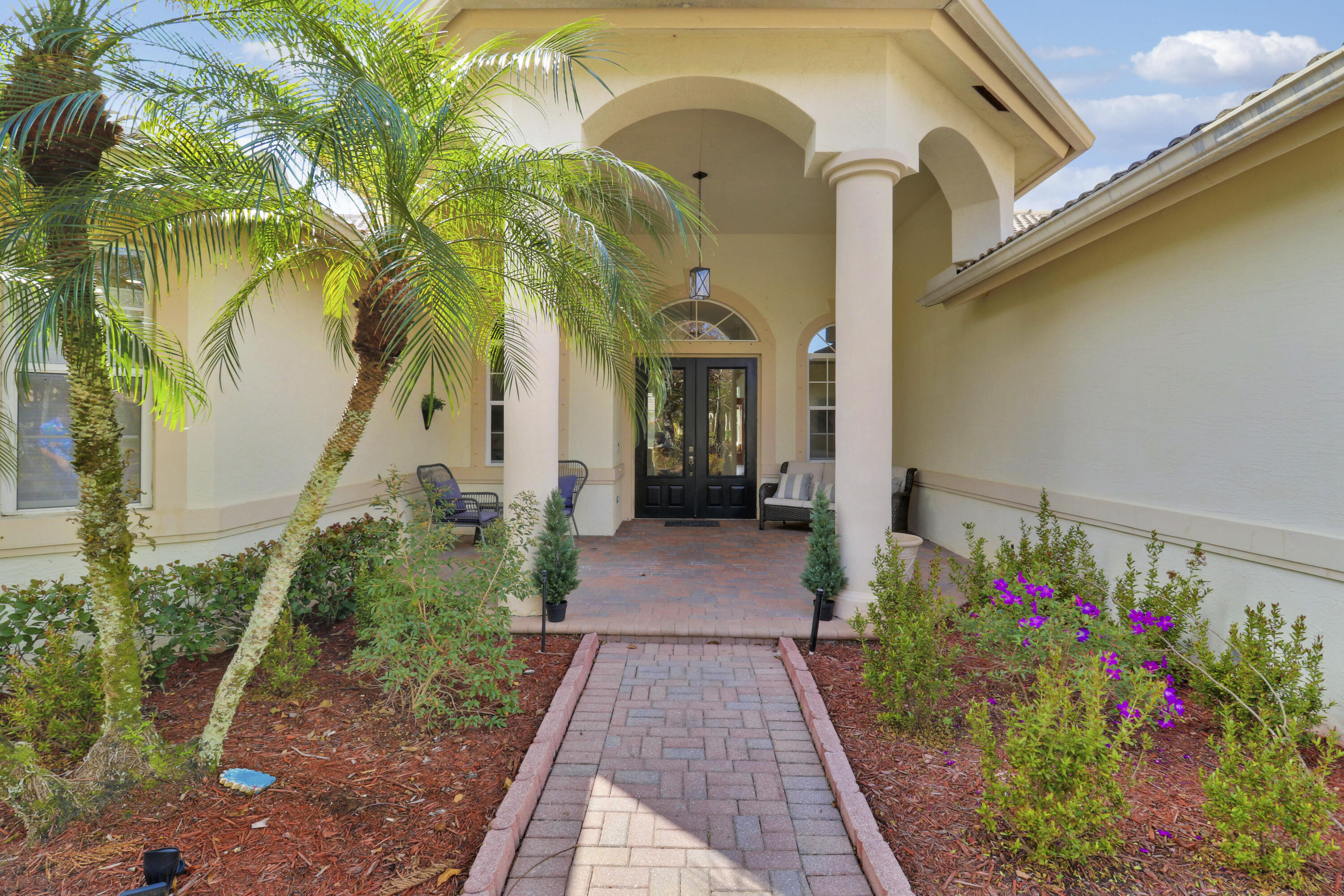 4450 SW Long Bay Drive