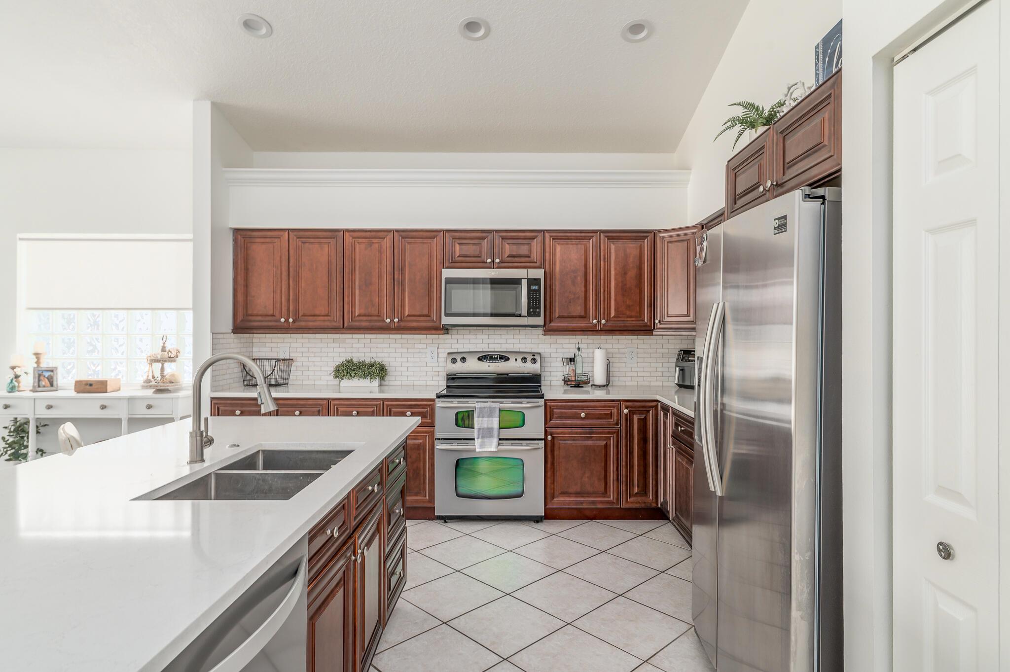 Ballantrae-HIGHLAND GLEN - Residential