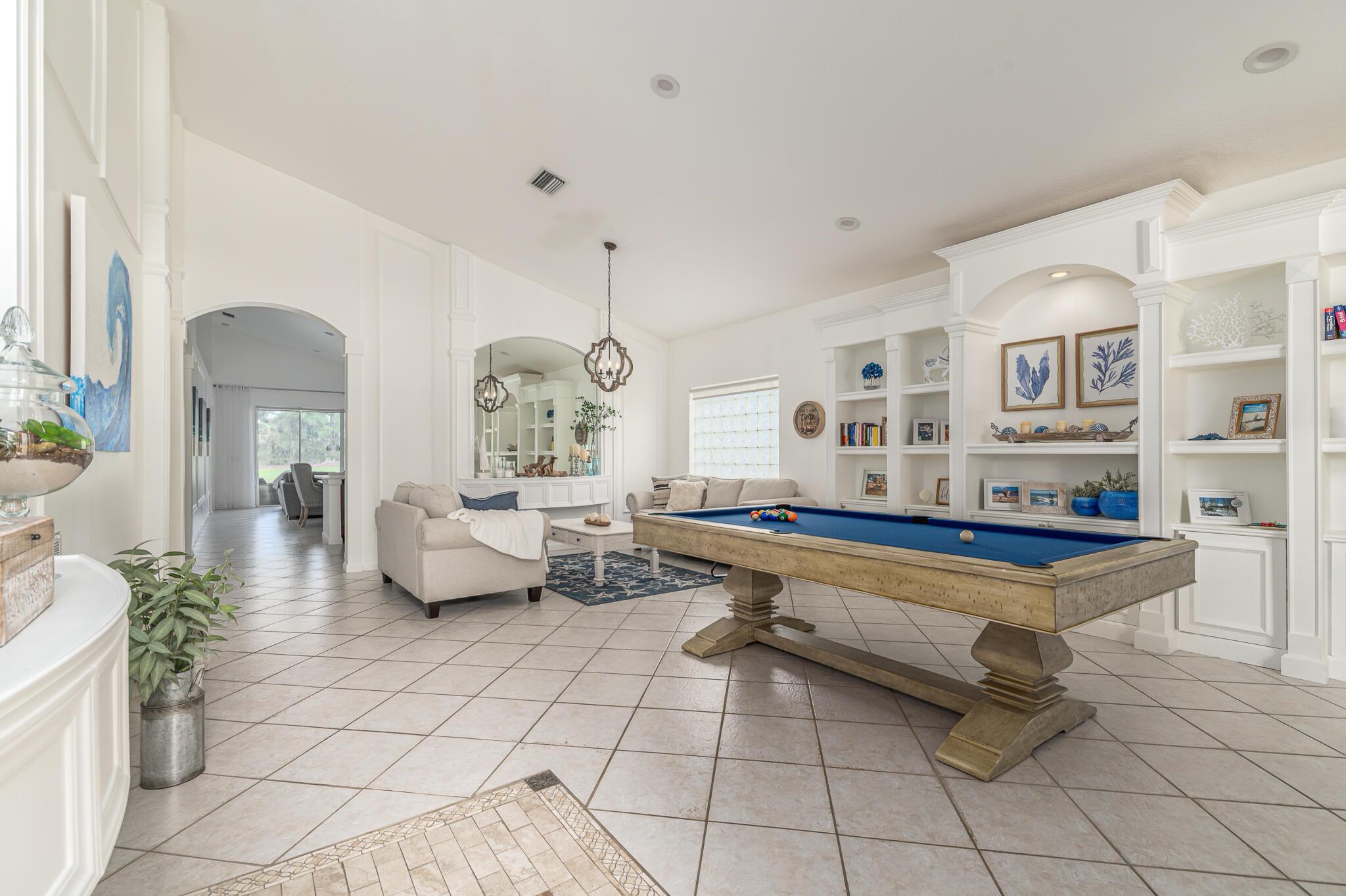 Ballantrae-HIGHLAND GLEN - Residential