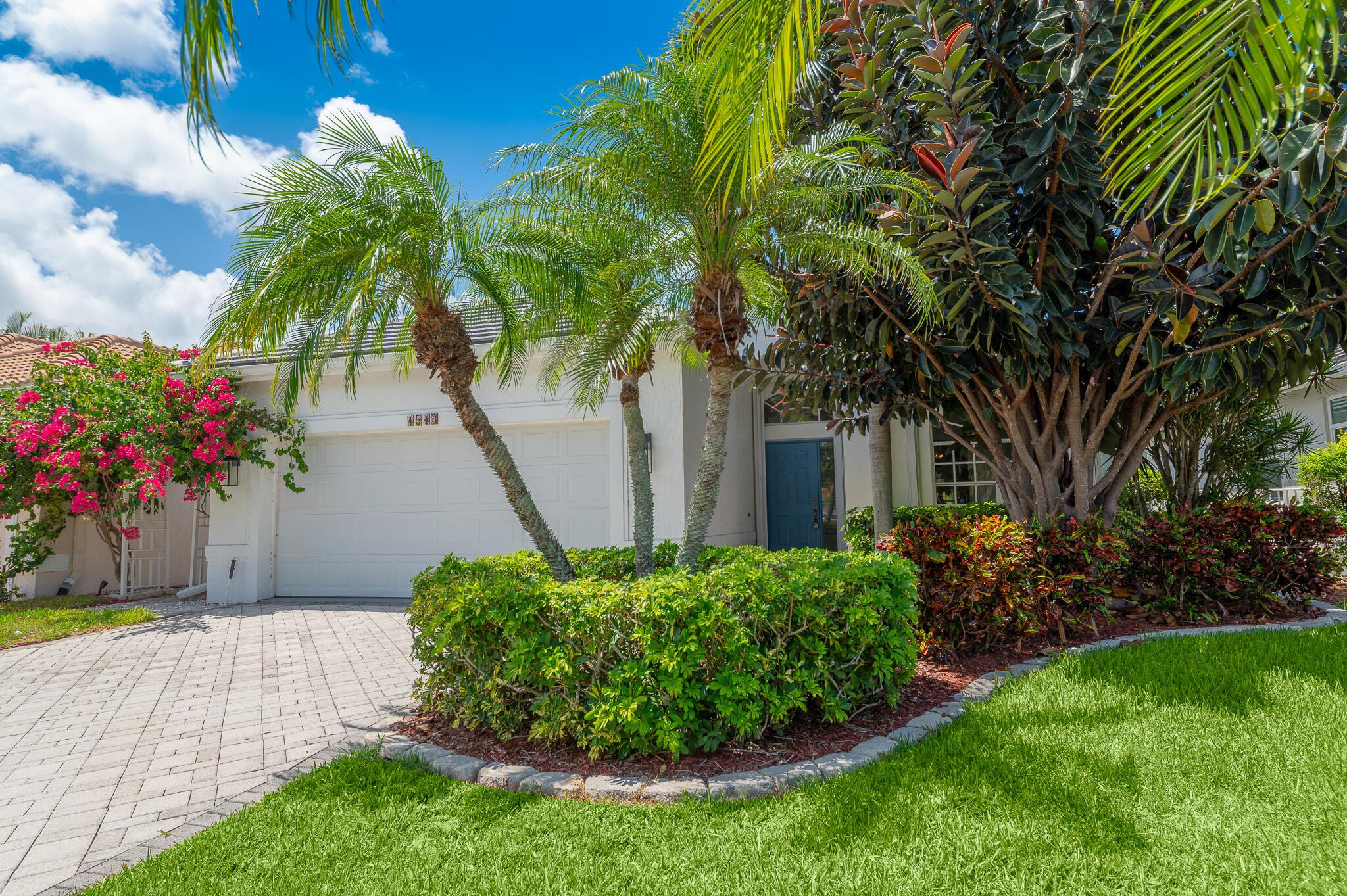 Ballantrae-HIGHLAND GLEN - Residential