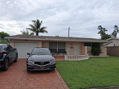 Photo of 8407 NW 25TH Court, Sunrise, FL 33322 (MLS # B26070029)