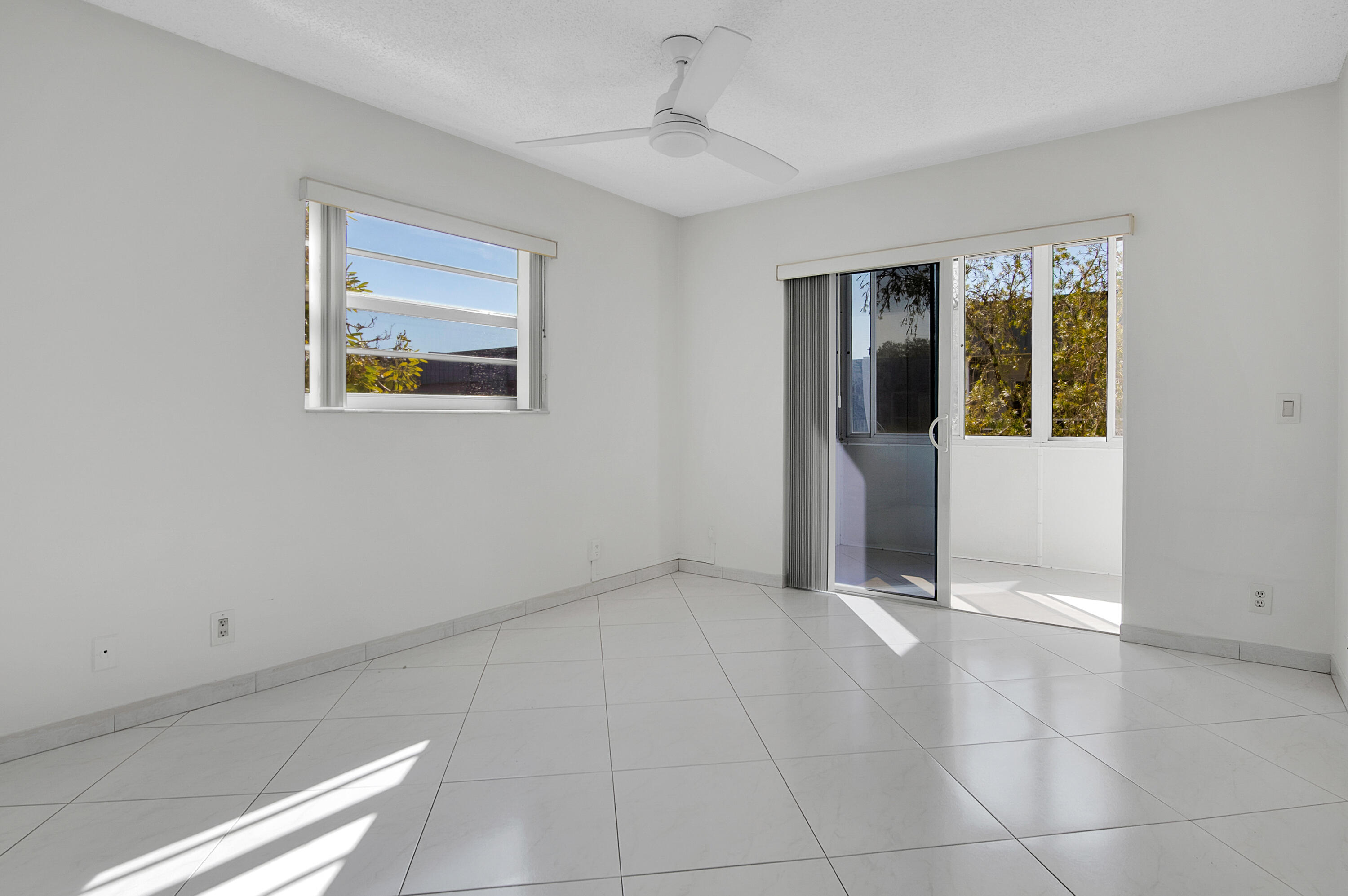 KINGS POINT NORMANDY CONDOS - Residential