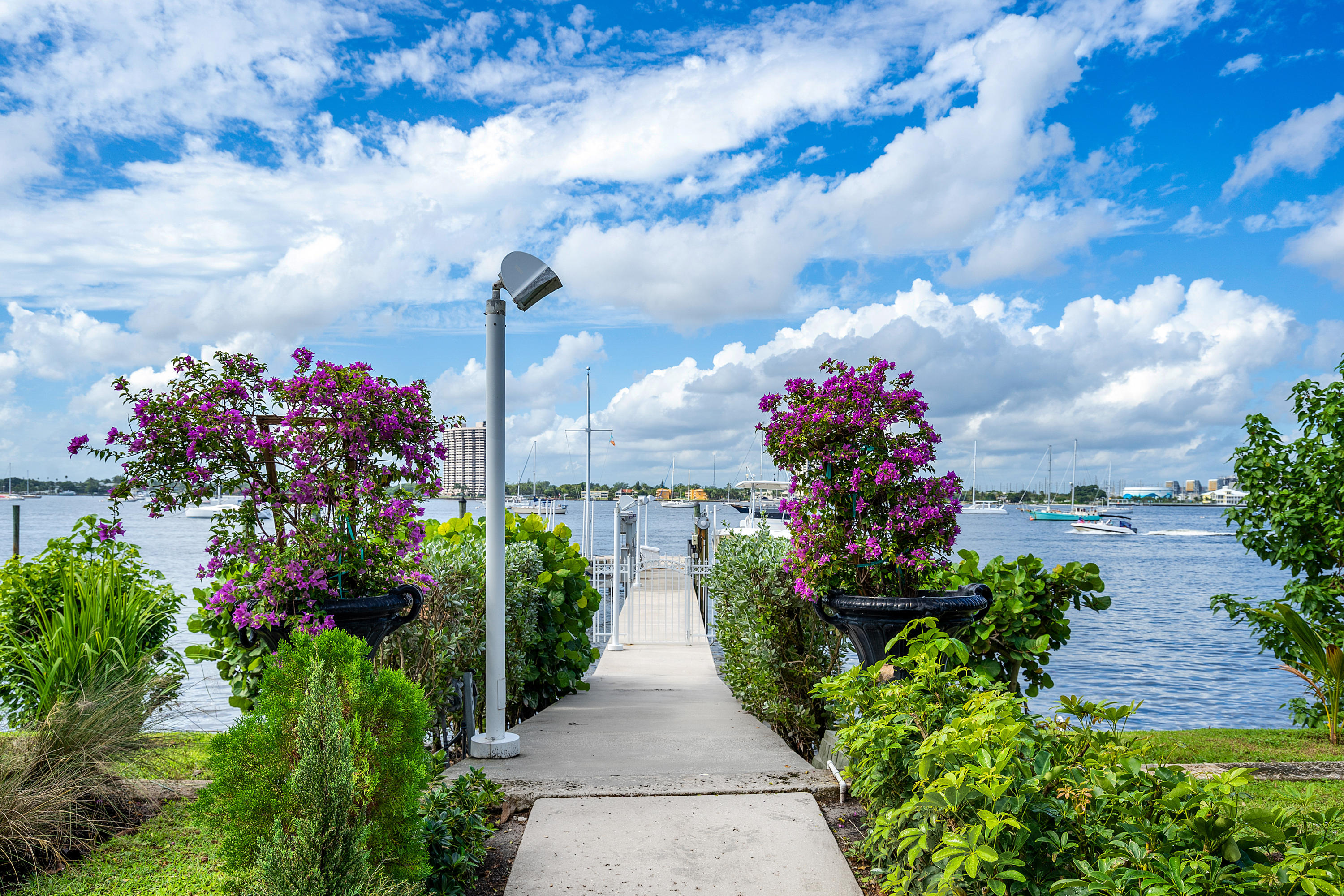 BELLO LIDO - Residential