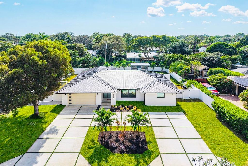 Photo of 1120 SW 16th Street, Boca Raton, FL 33486 (MLS # R11142443)