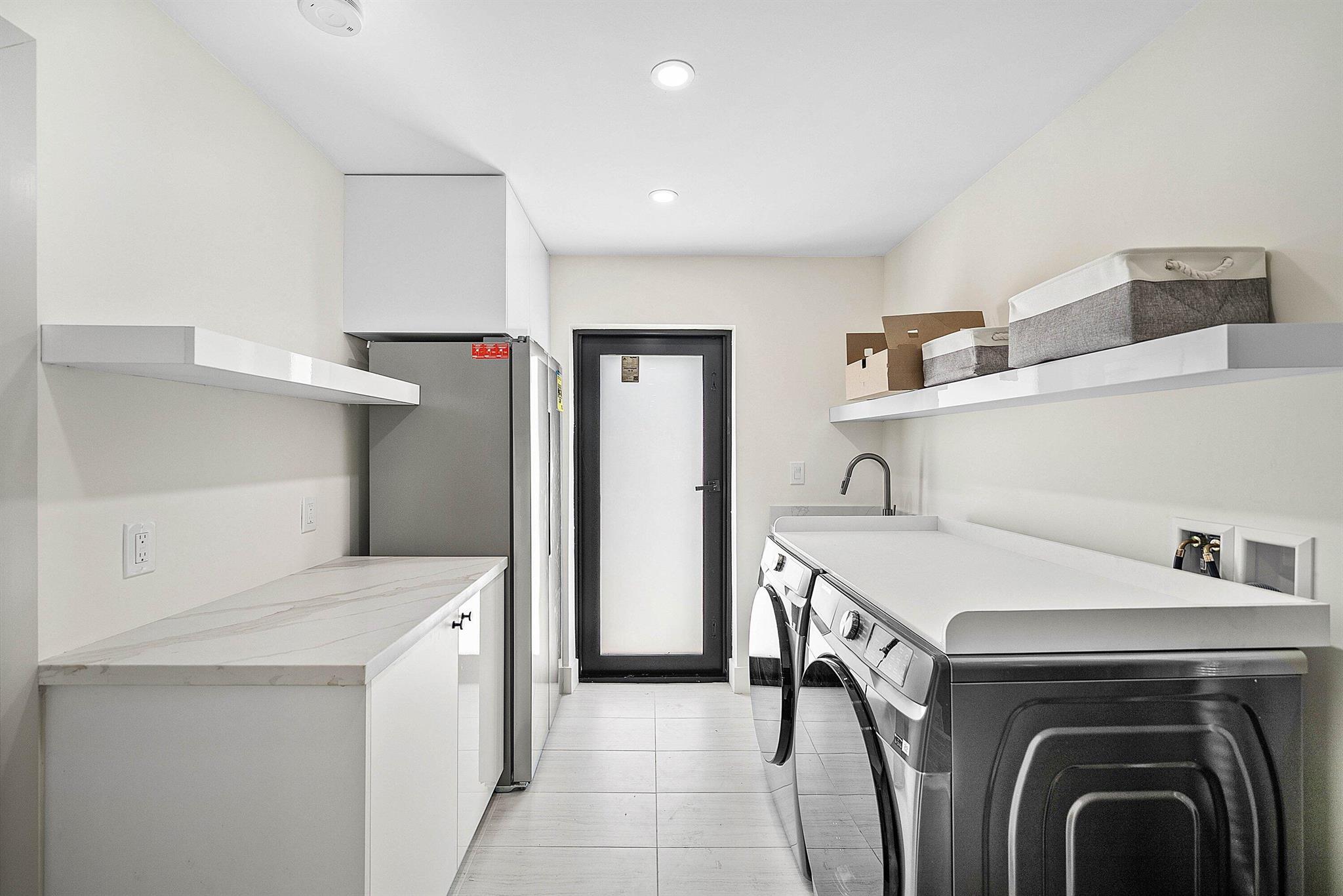 PALM BEACH FARMS CO 10 - Residential