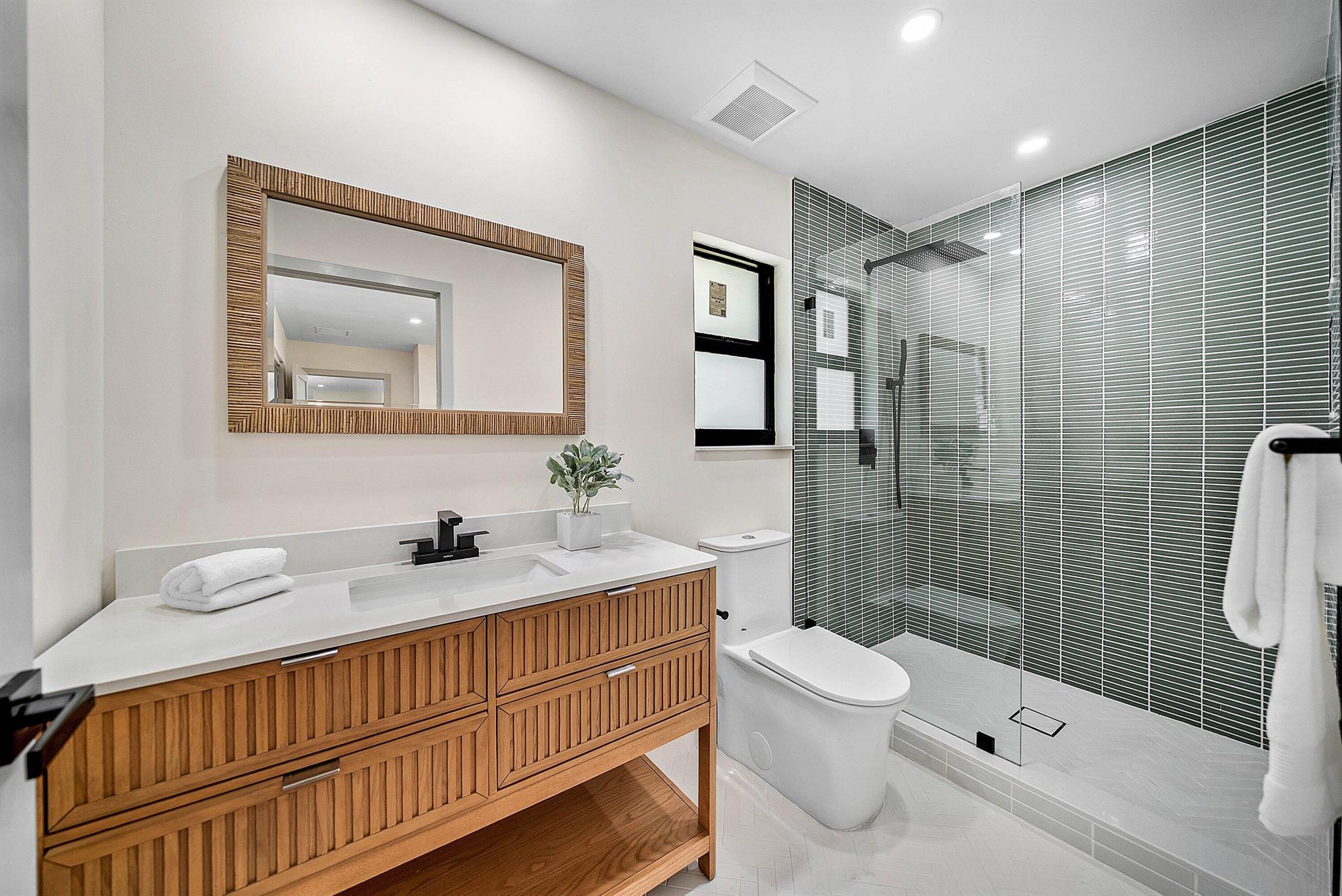 PALM BEACH FARMS CO 10 - Residential