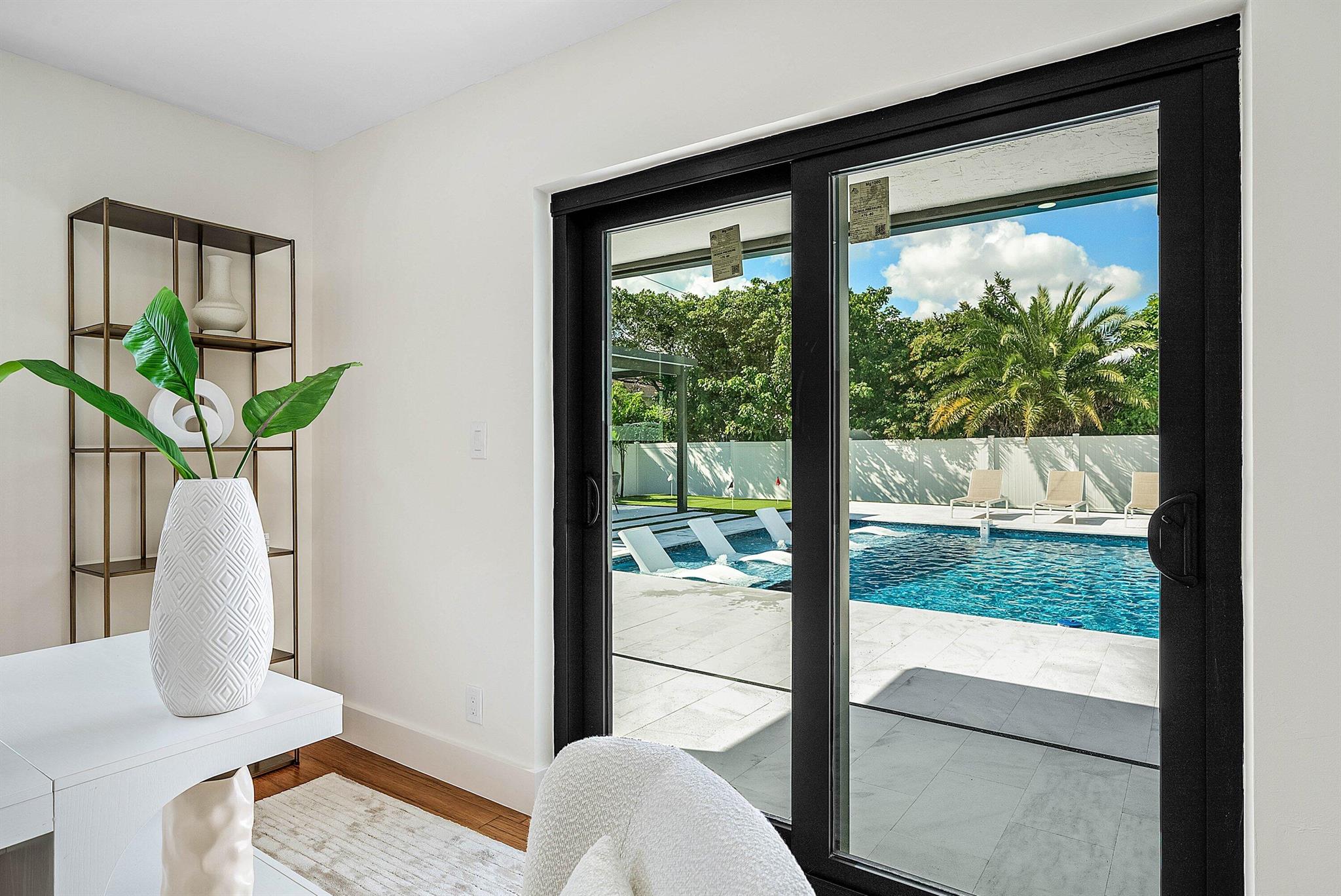 PALM BEACH FARMS CO 10 - Residential