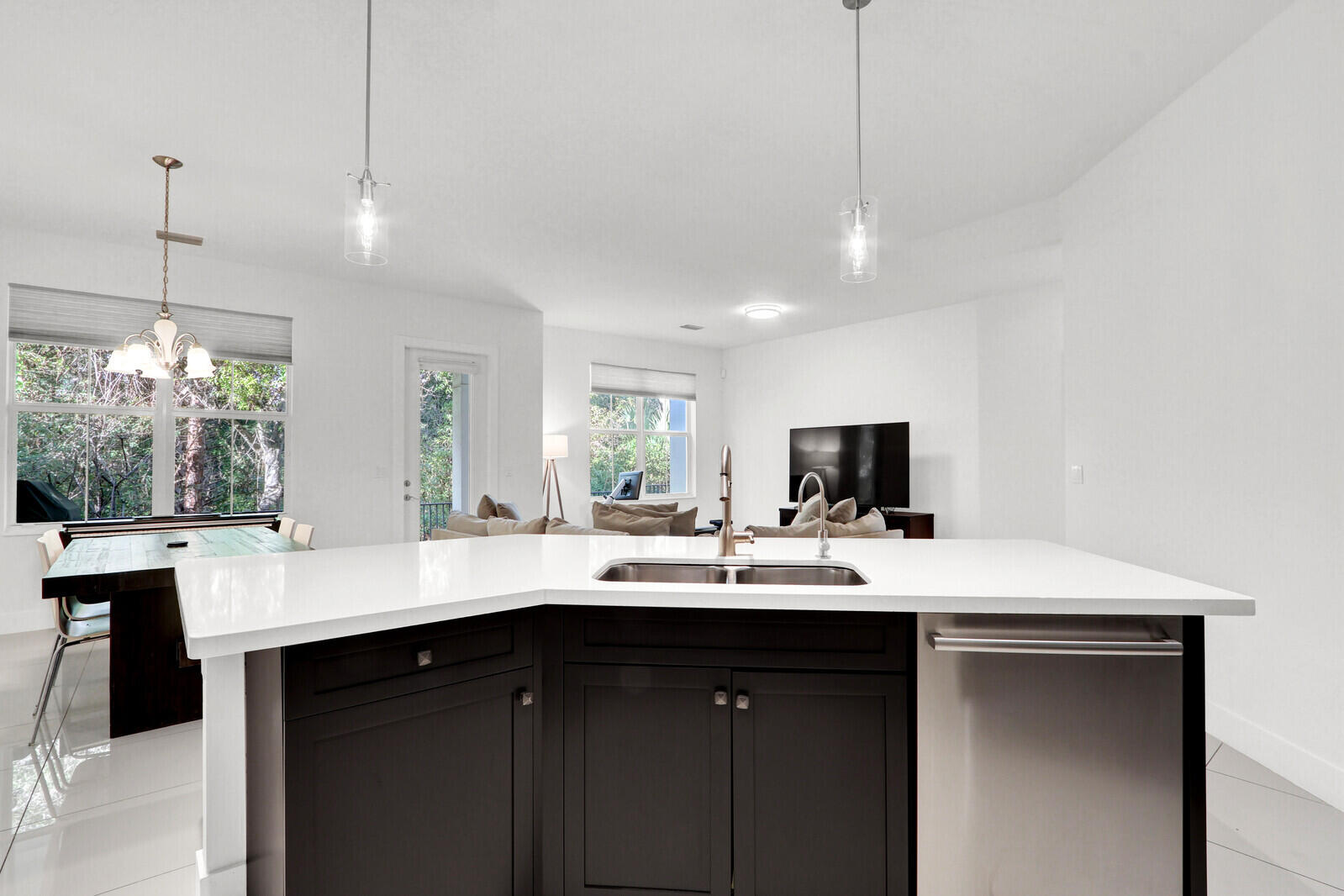 SOUTHAMPTON - Residential