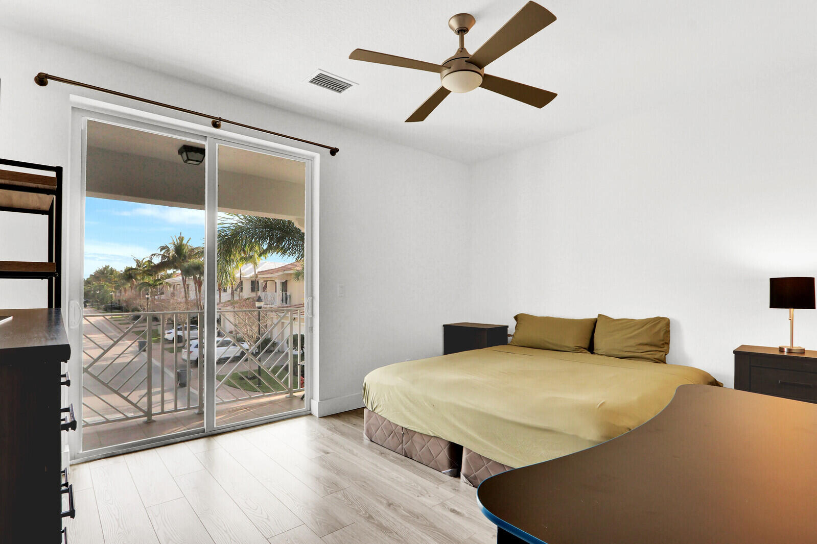 SOUTHAMPTON - Residential