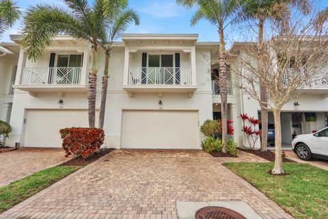 Photo of 7113 Kensington Court, Palm Beach Gardens, FL 33418 (MLS # B26004918)