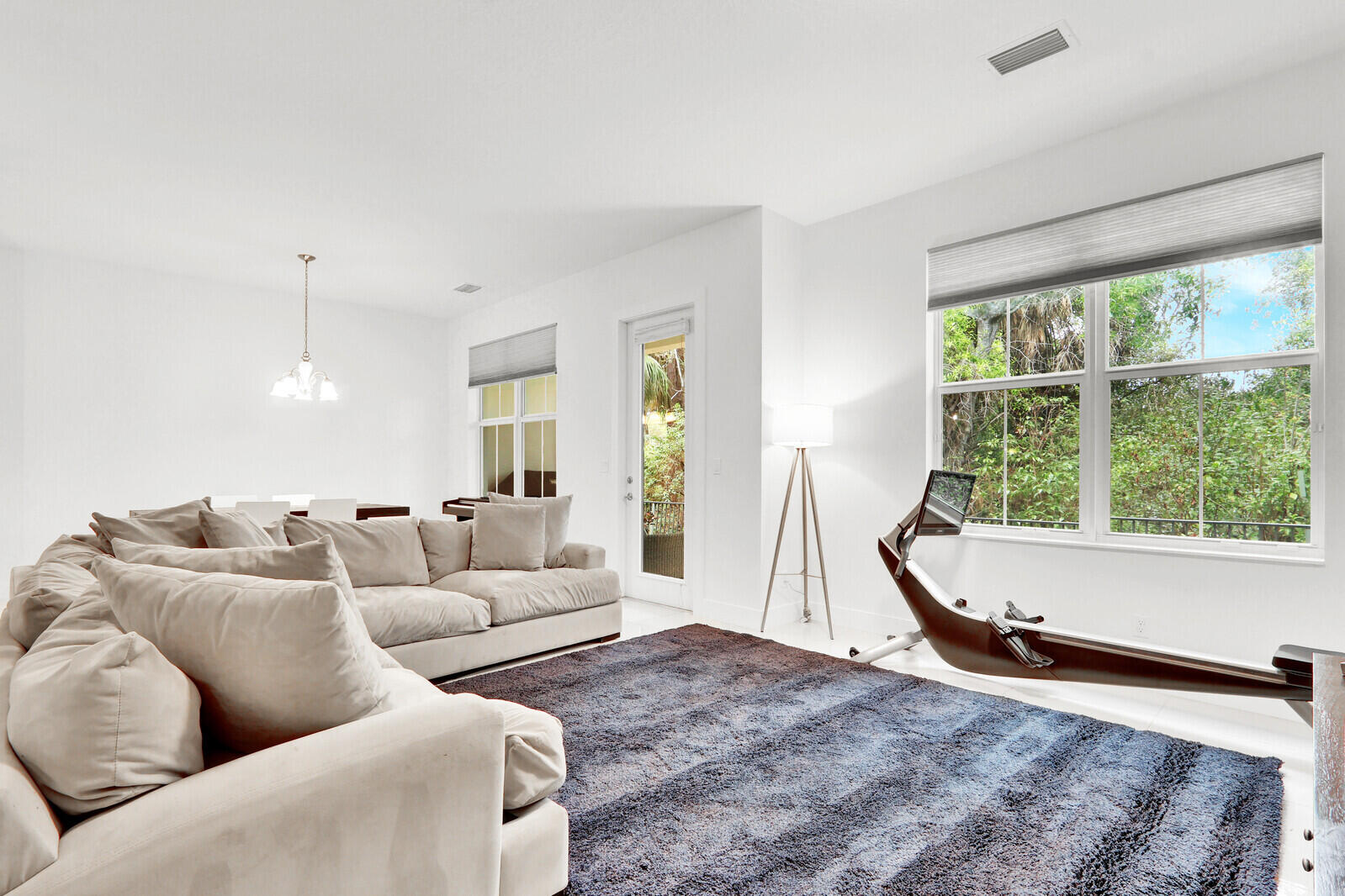 SOUTHAMPTON - Residential