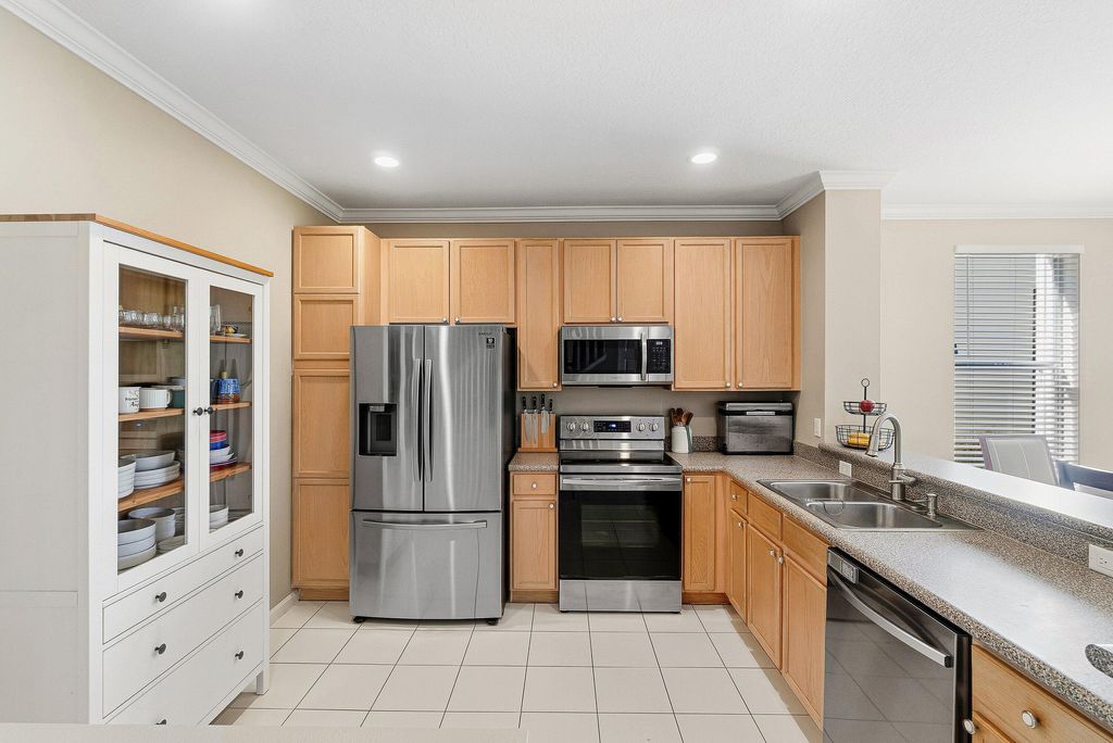 Photo of 9911 Porta Leona Lane, Boynton Beach, FL 33472 (MLS # R11155330)