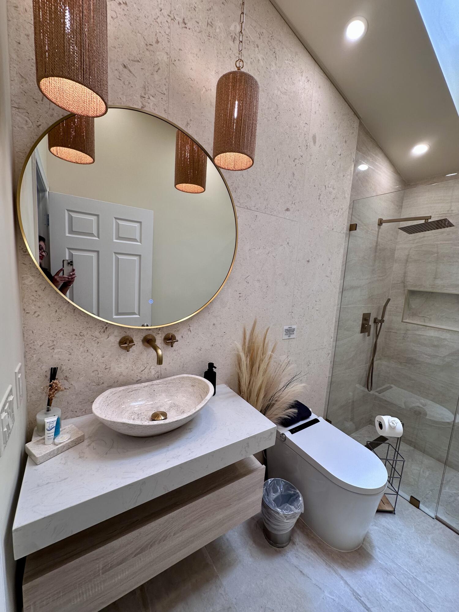 TROPIC ISLE 4TH SEC - Residential Lease