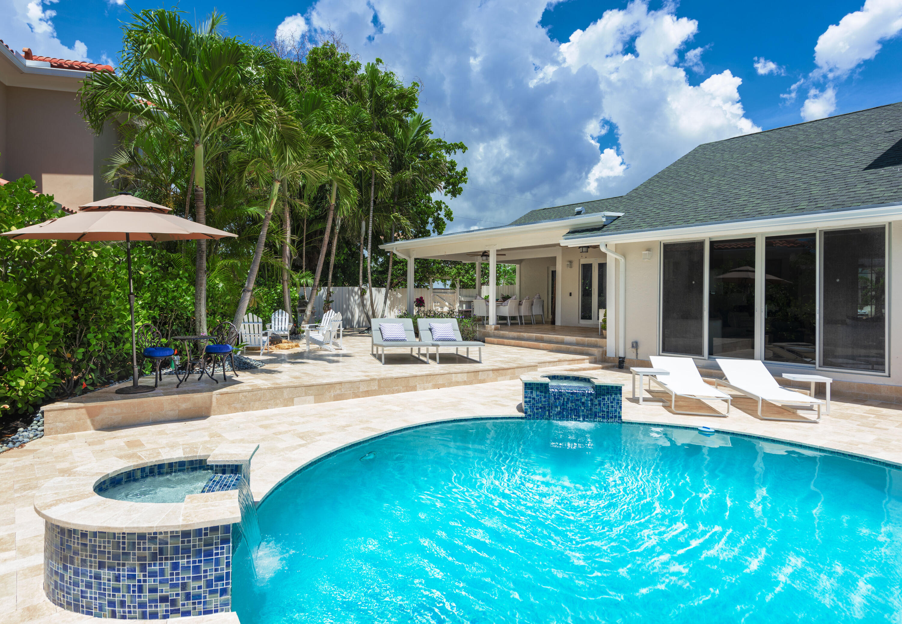 TROPIC ISLE 4TH SEC - Residential Lease