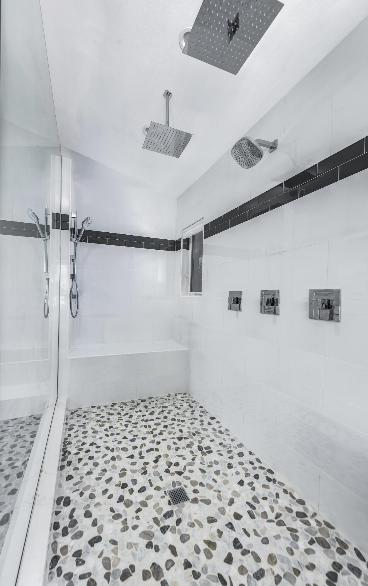 TROPIC ISLE 4TH SEC - Residential Lease