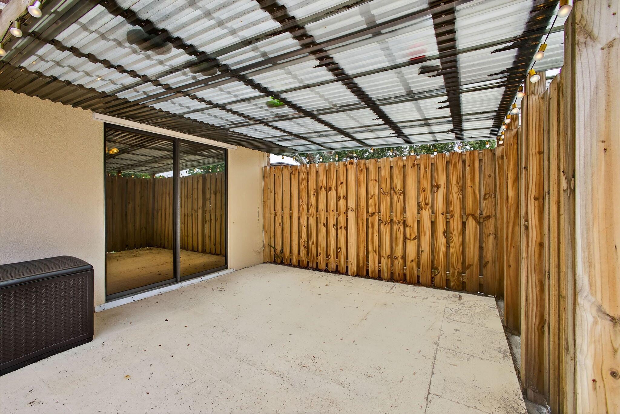 1922 19th Lane