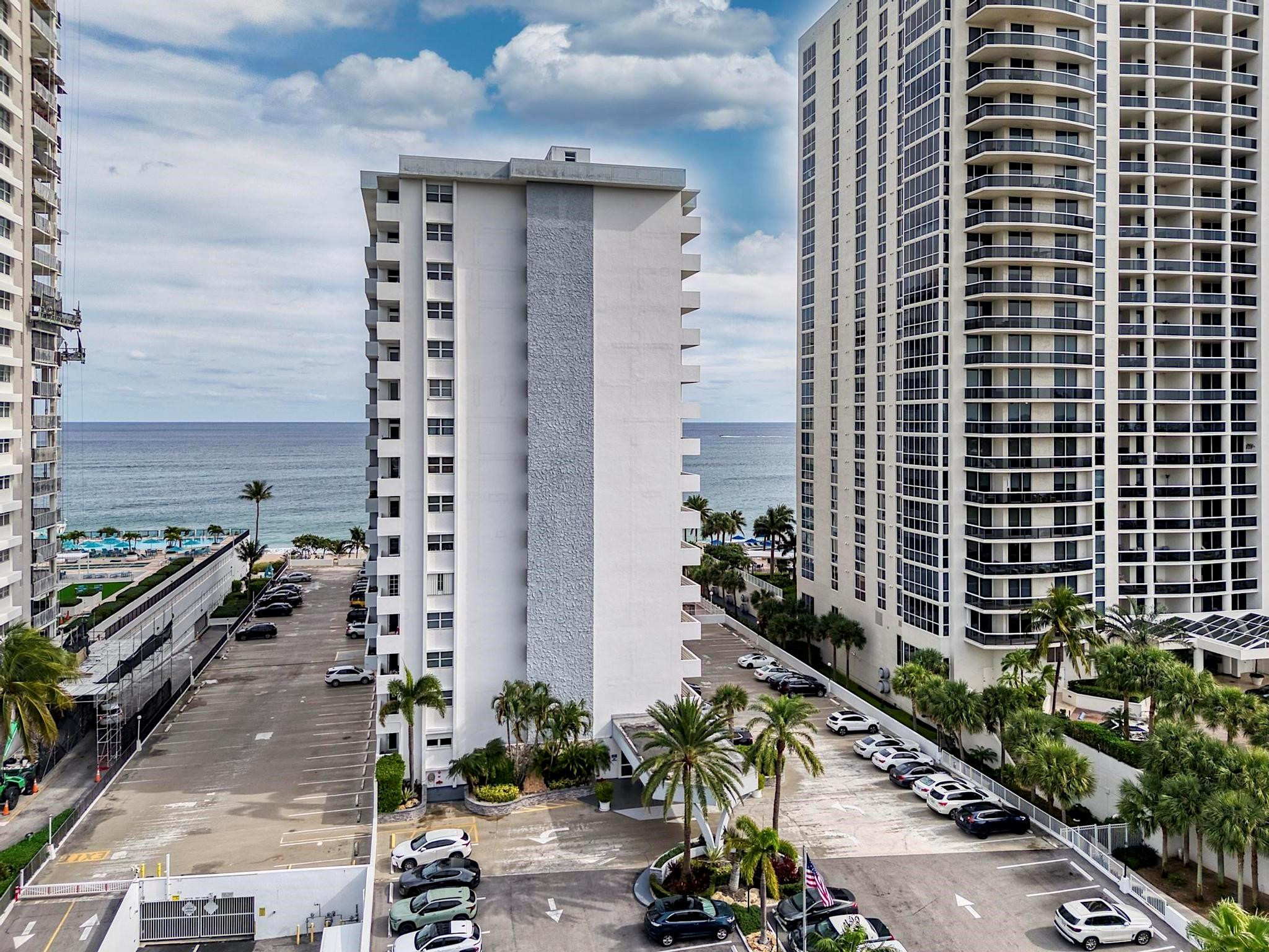 4250 Galt Ocean Drive 8a