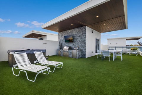 Tiny photo for 350 Desoto Street, Hollywood, FL 33019 (MLS # B26090862)