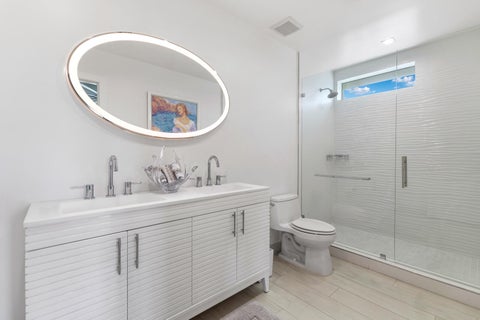 Tiny photo for 350 Desoto Street, Hollywood, FL 33019 (MLS # B26090862)