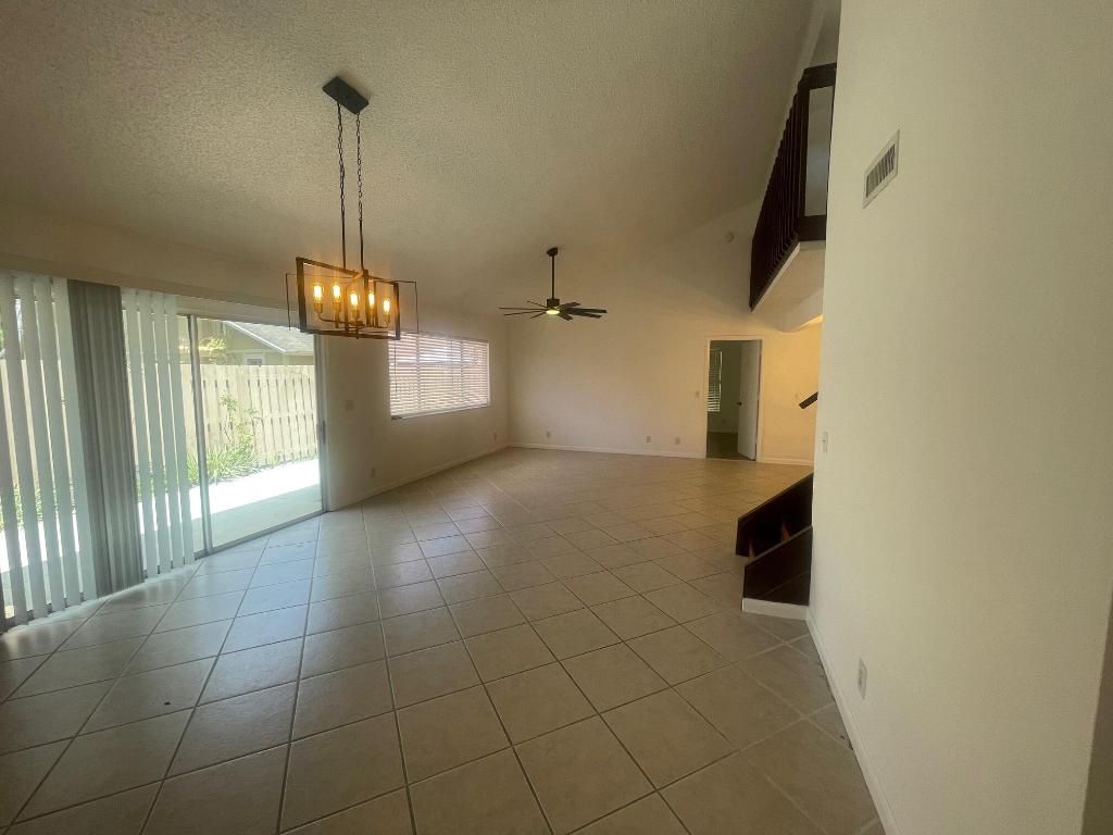 Photo of 121 Maplecrest Circle, Jupiter, FL 33458 (MLS # R10992711)