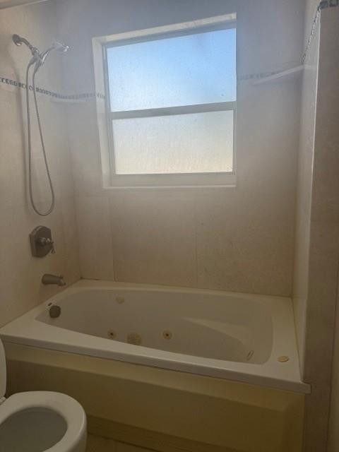 Gateway 25-24 B - Residential Lease