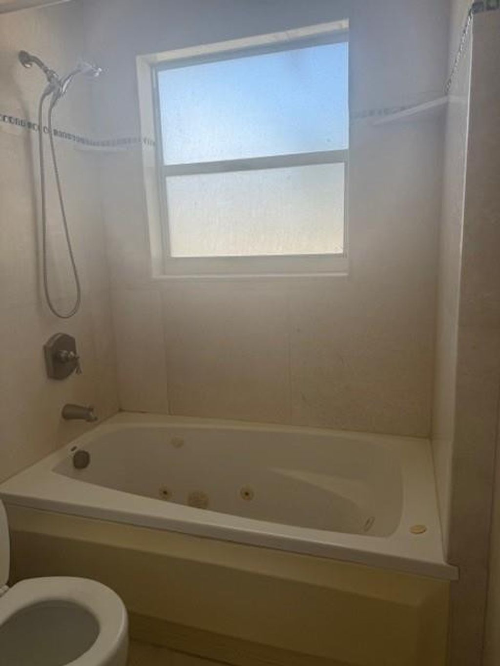 Photo of 1911 NE 8th Court #121, Fort Lauderdale, FL 33304 (MLS # F10554927)