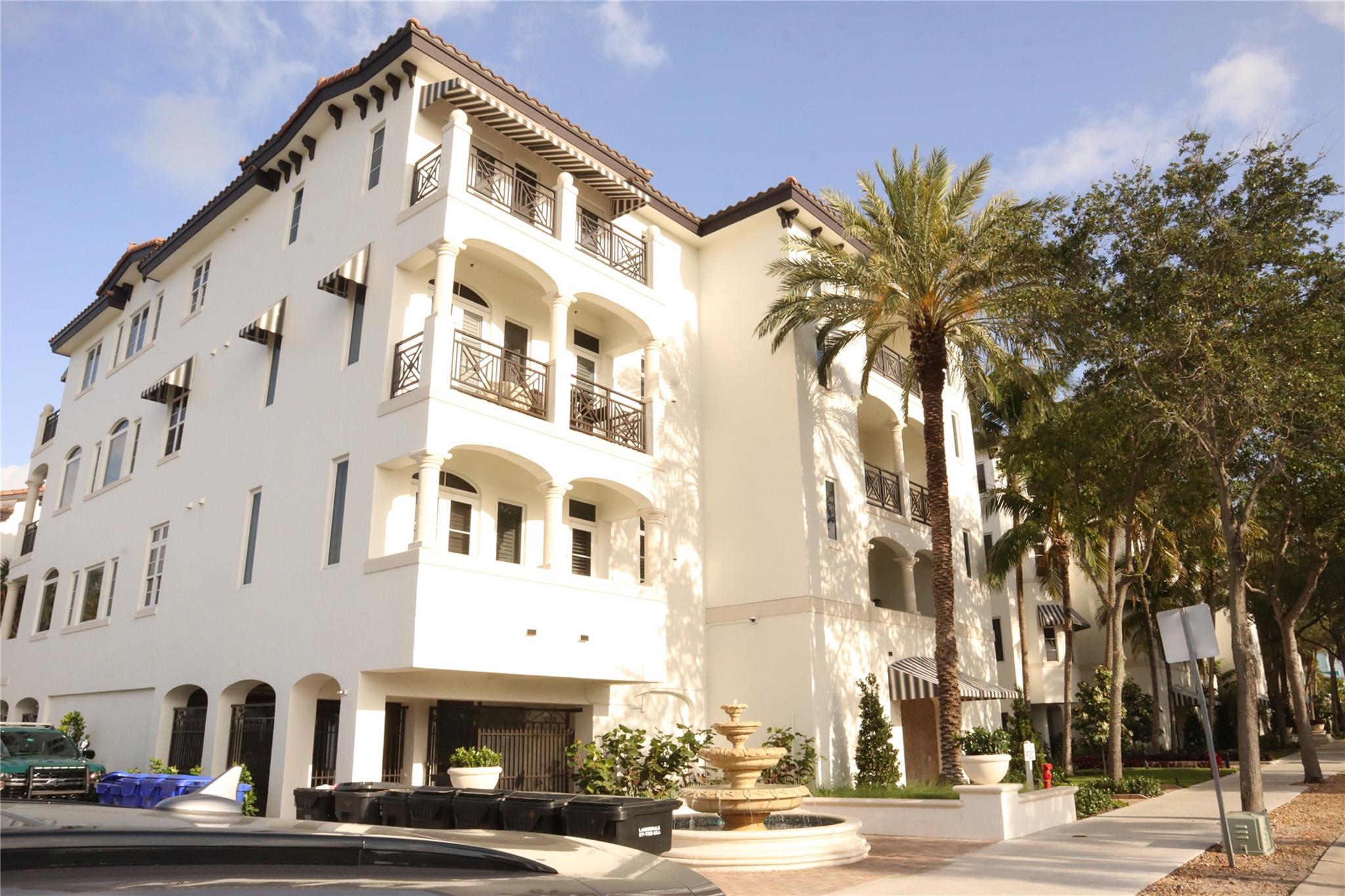4318 El Mar Dr 406