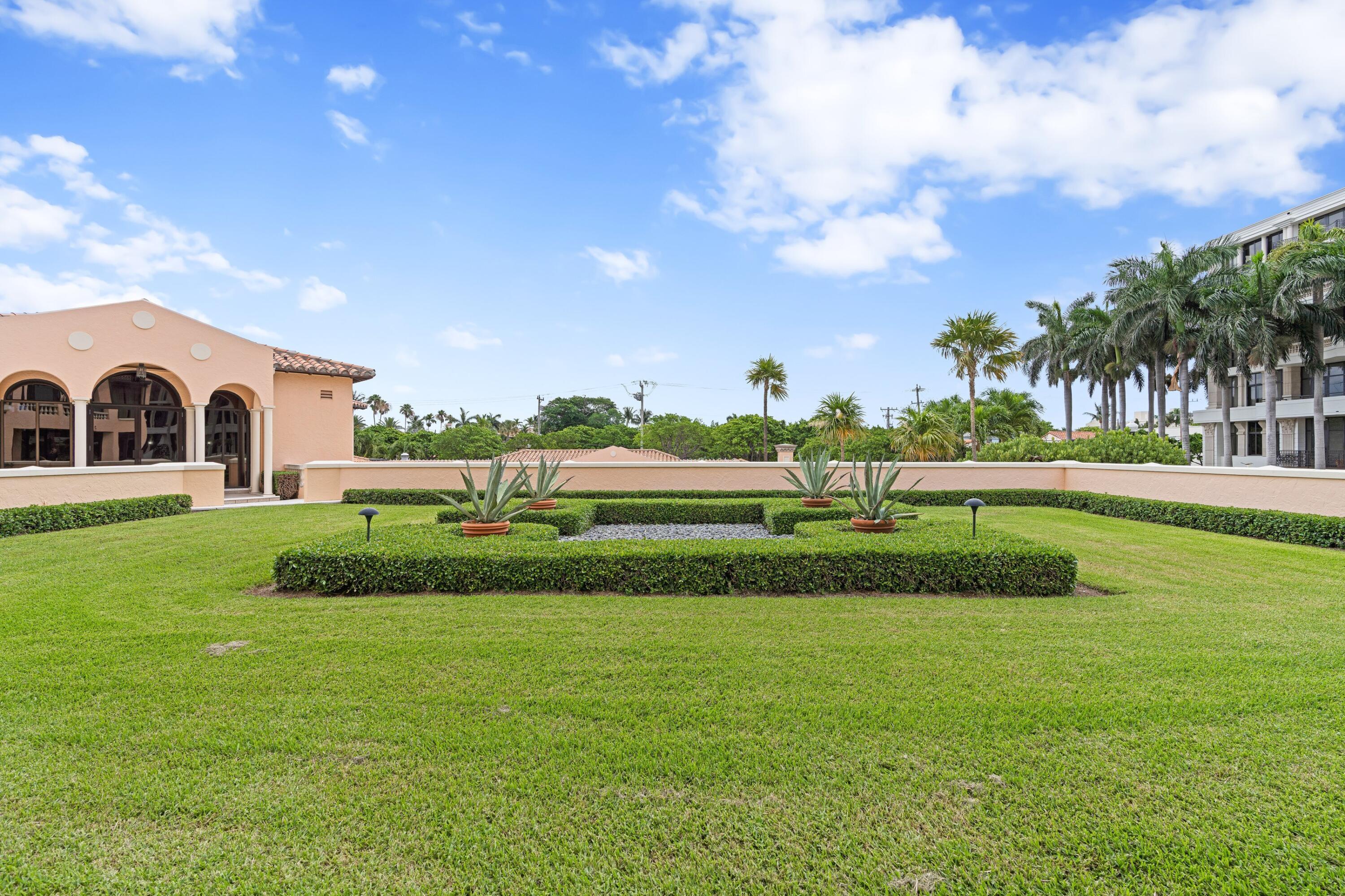 L'ERMITAGE PALM BEACH CONDO - Residential