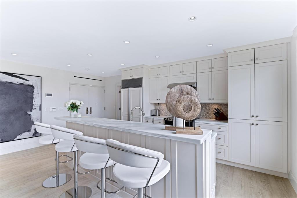 L'ERMITAGE PALM BEACH CONDO - Residential