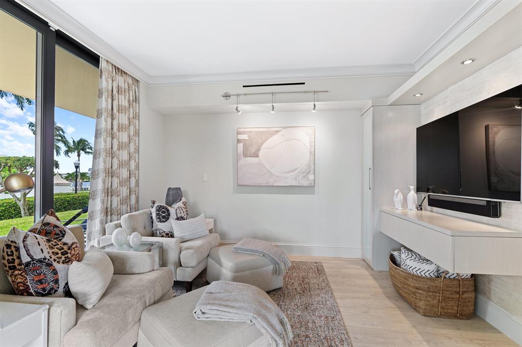 L'ERMITAGE PALM BEACH CONDO - Residential