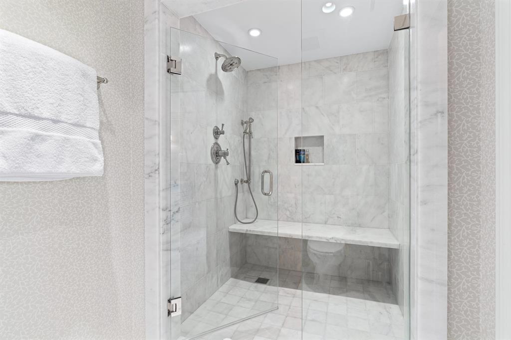 L'ERMITAGE PALM BEACH CONDO - Residential