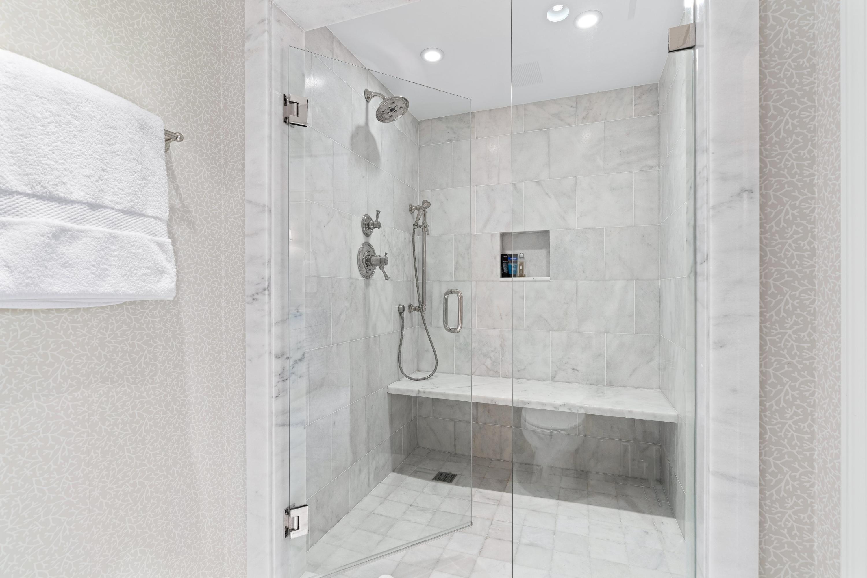 L'ERMITAGE PALM BEACH CONDO - Residential