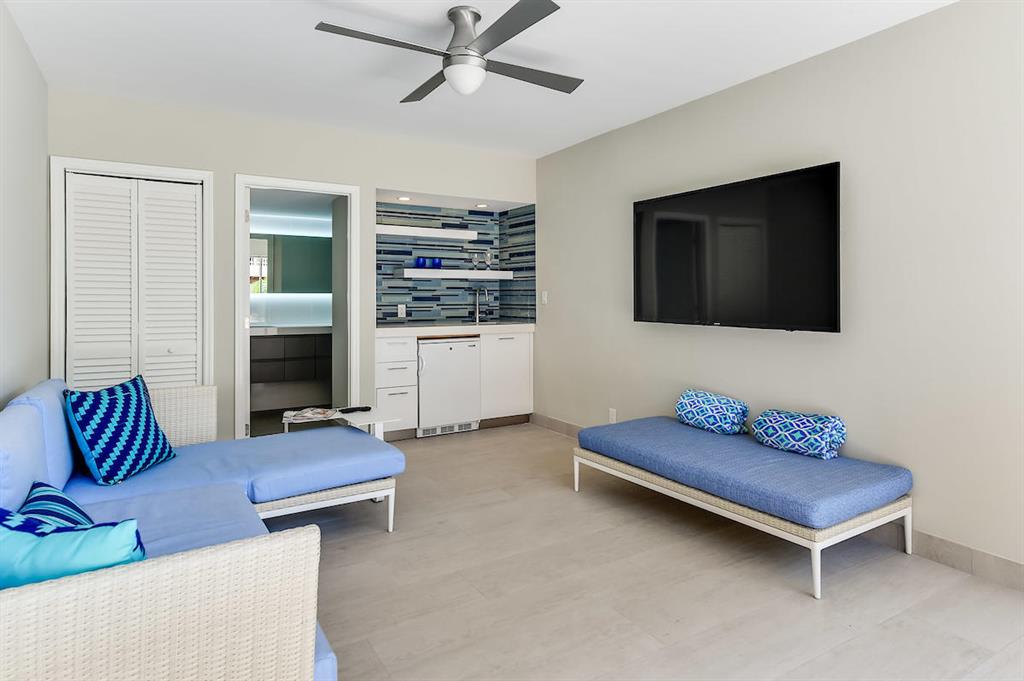 L'ERMITAGE PALM BEACH CONDO - Residential