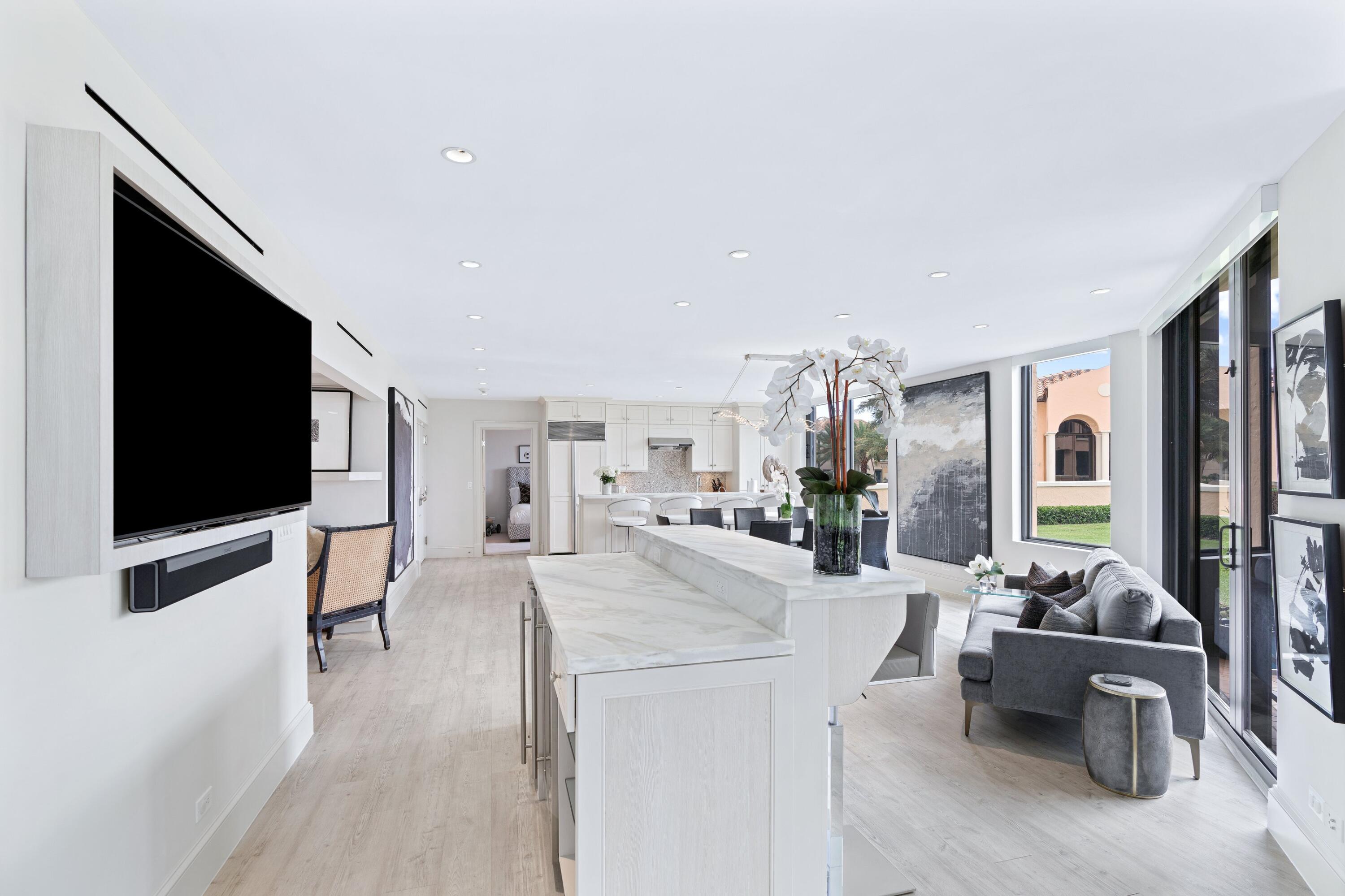 L'ERMITAGE PALM BEACH CONDO - Residential