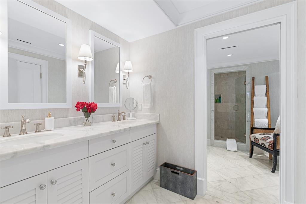 L'ERMITAGE PALM BEACH CONDO - Residential