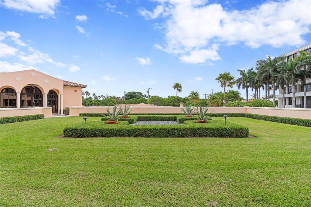 L'ERMITAGE PALM BEACH CONDO - Residential