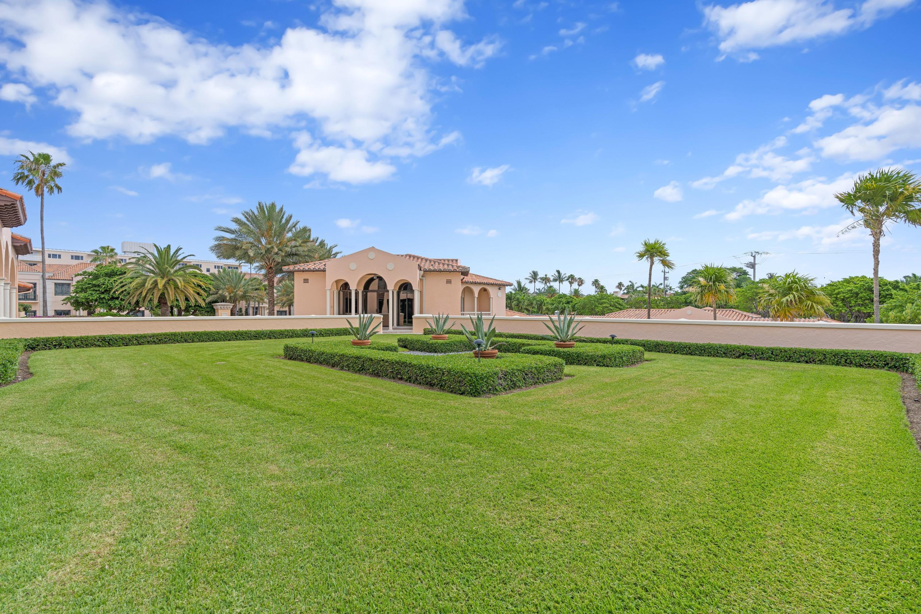 L'ERMITAGE PALM BEACH CONDO - Residential