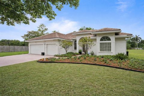 Property photo of 16245 Seneca Circle, Davie, FL 33331