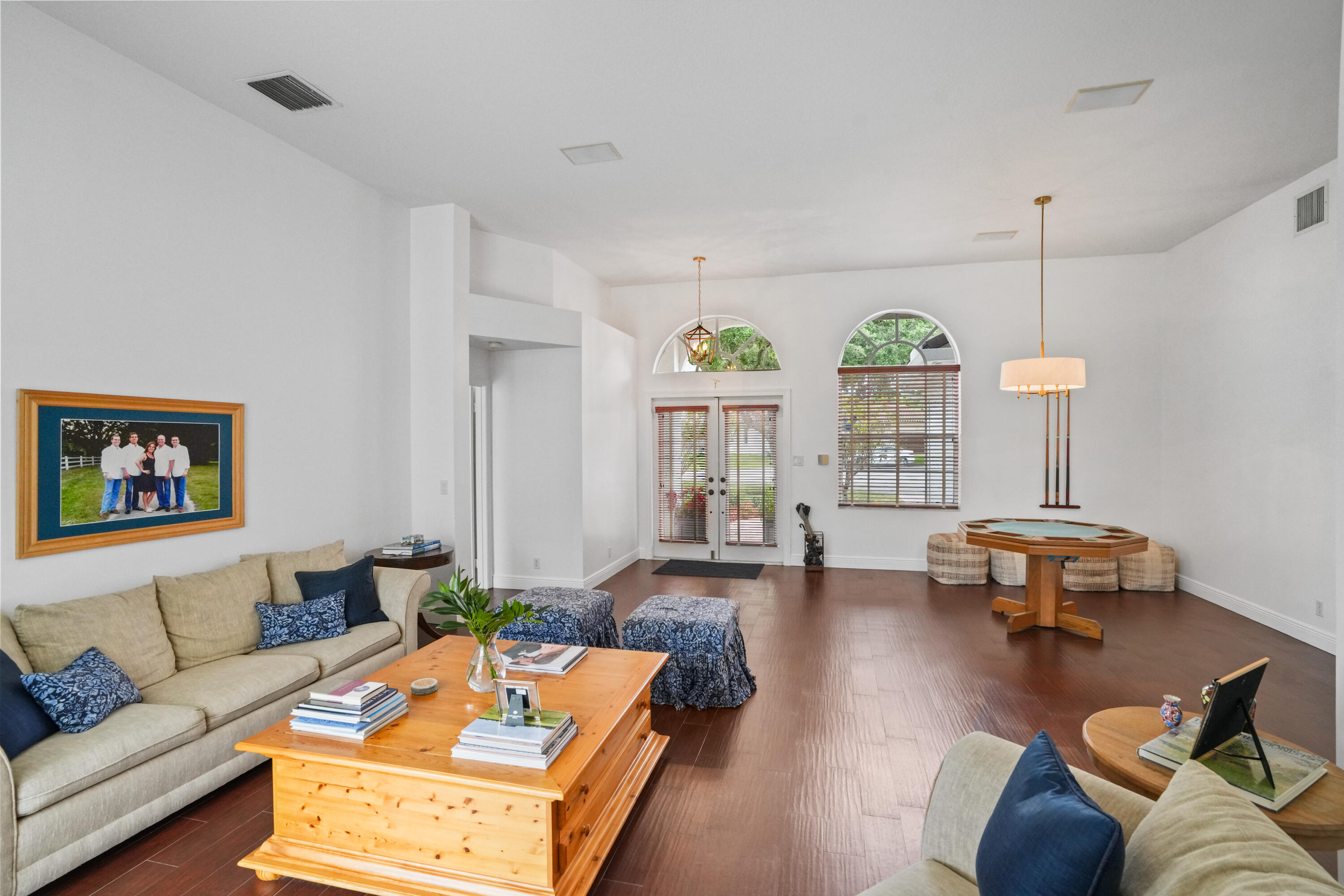 ESTATES OF STIRLING LAKE - Residential