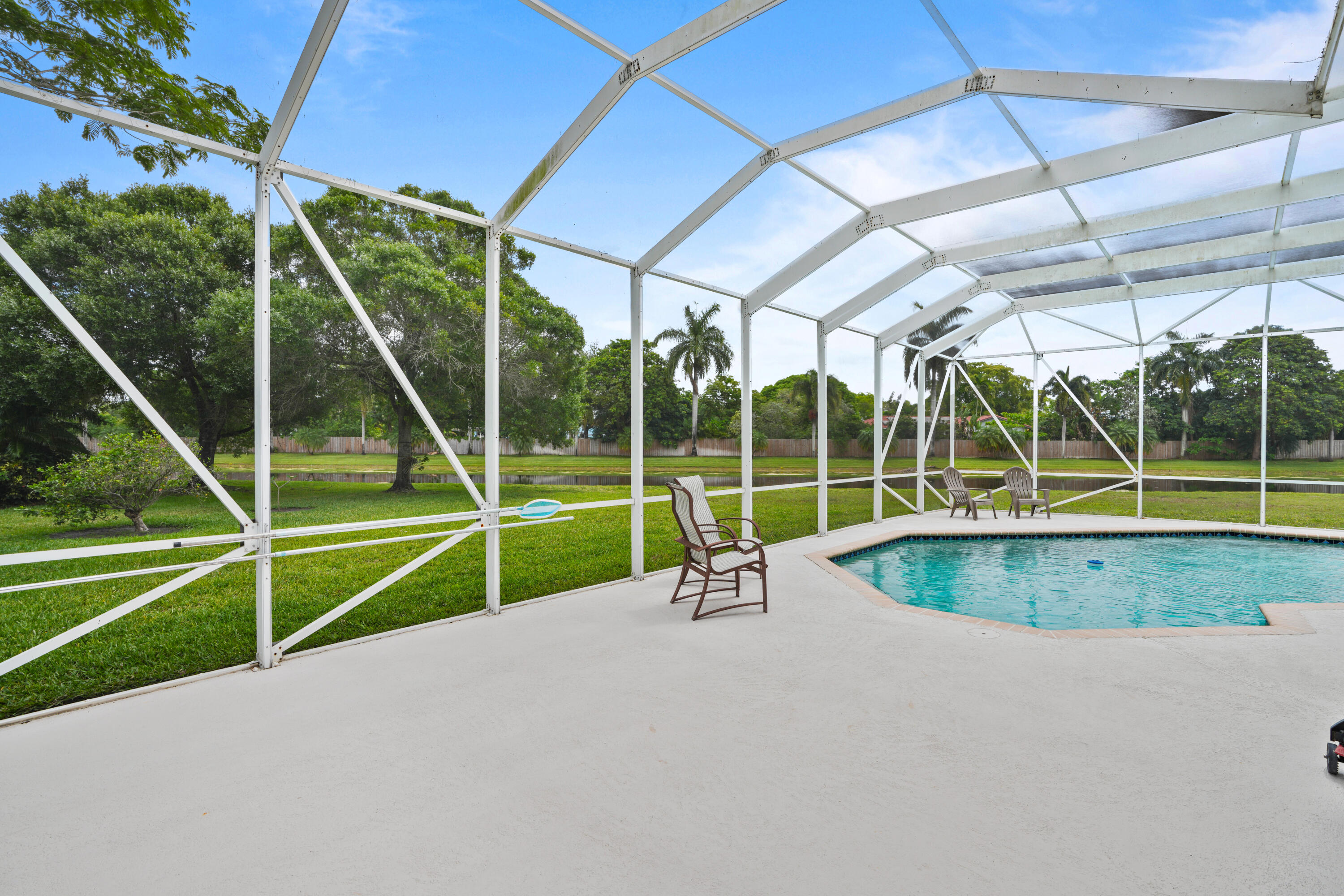 ESTATES OF STIRLING LAKE - Residential