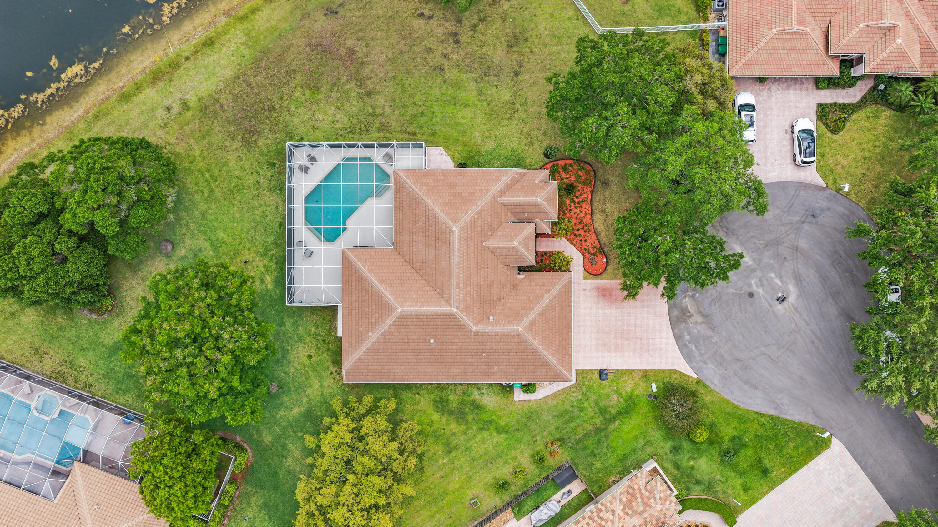 ESTATES OF STIRLING LAKE - Residential